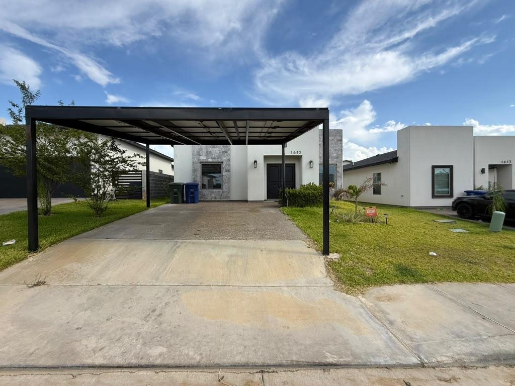 1615 Fresnillo Dr. Property Photo 1