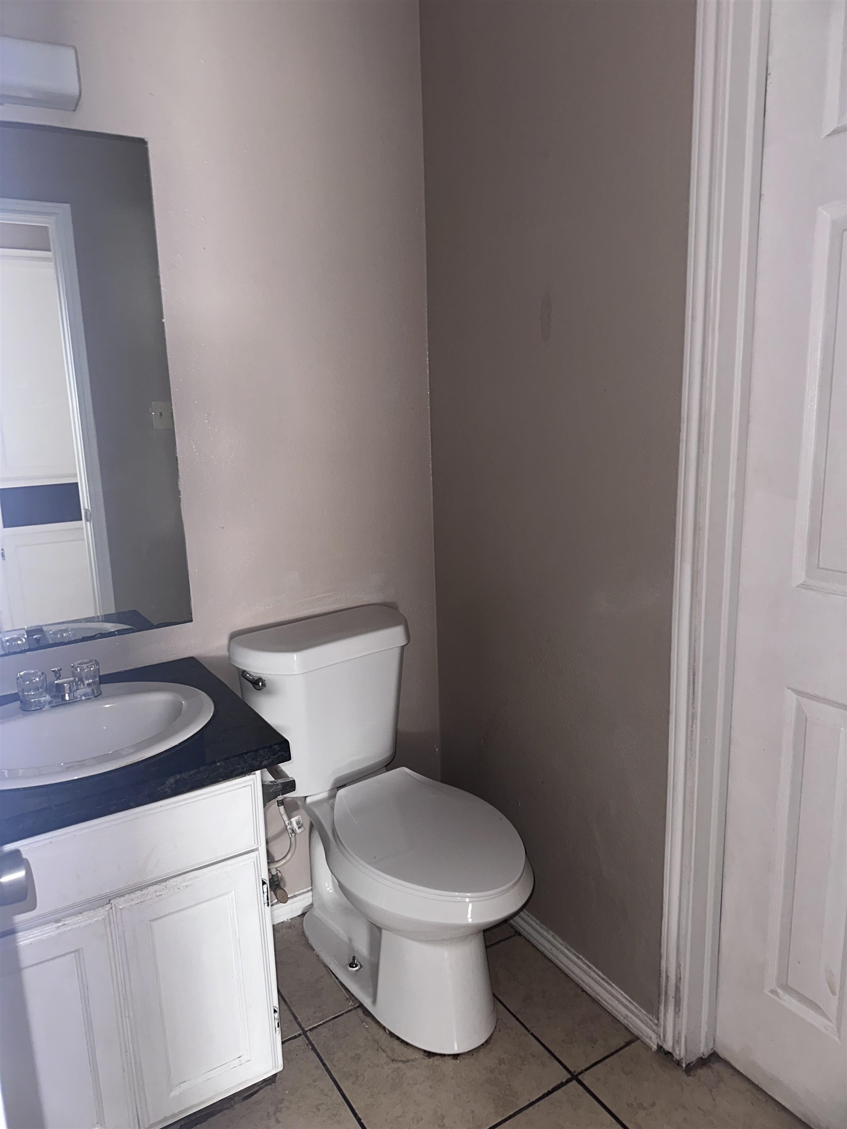 606 Gale St 12 Property Photo 9