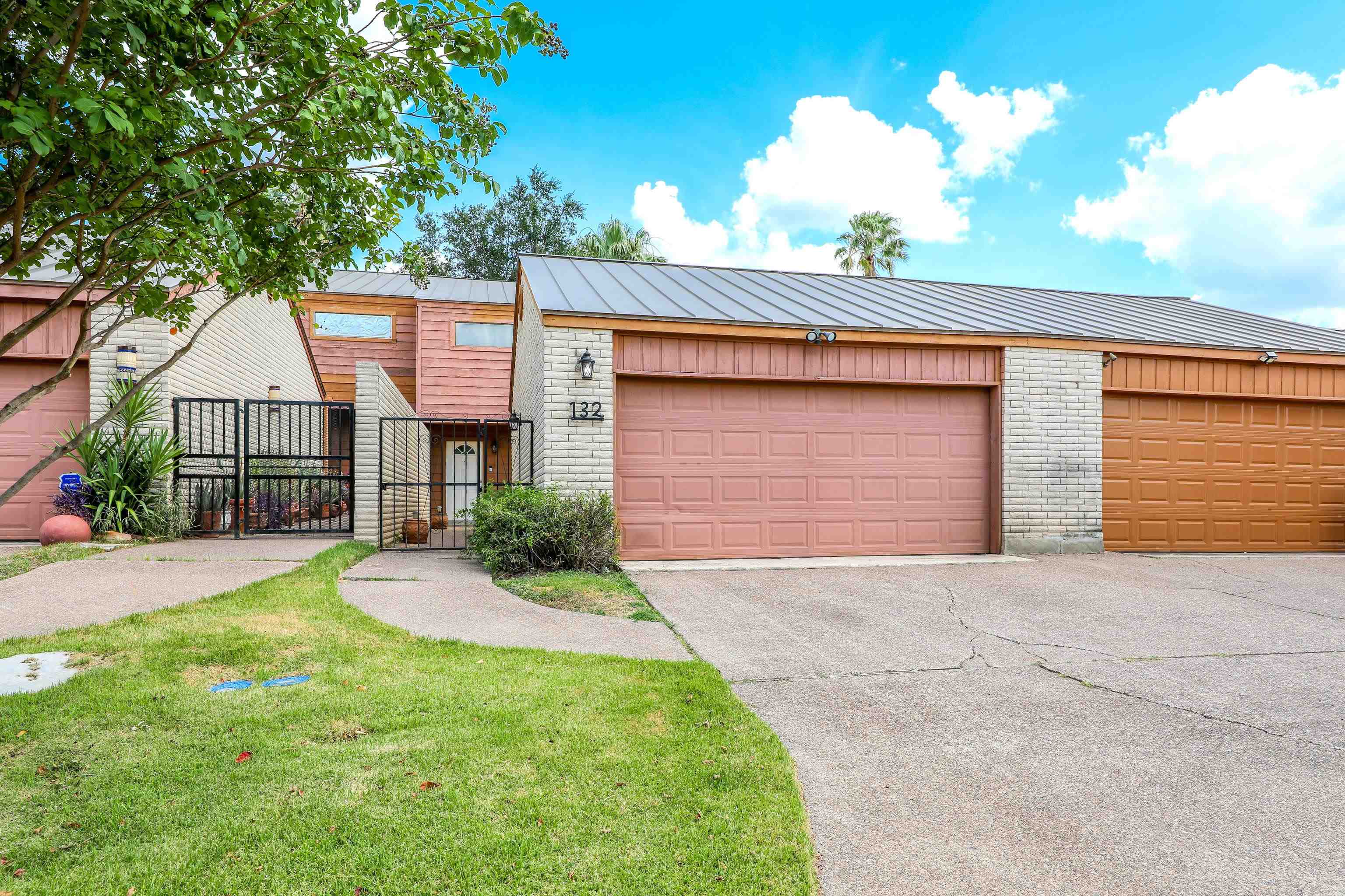 132 Martingale Ln 0 Property Photo 1