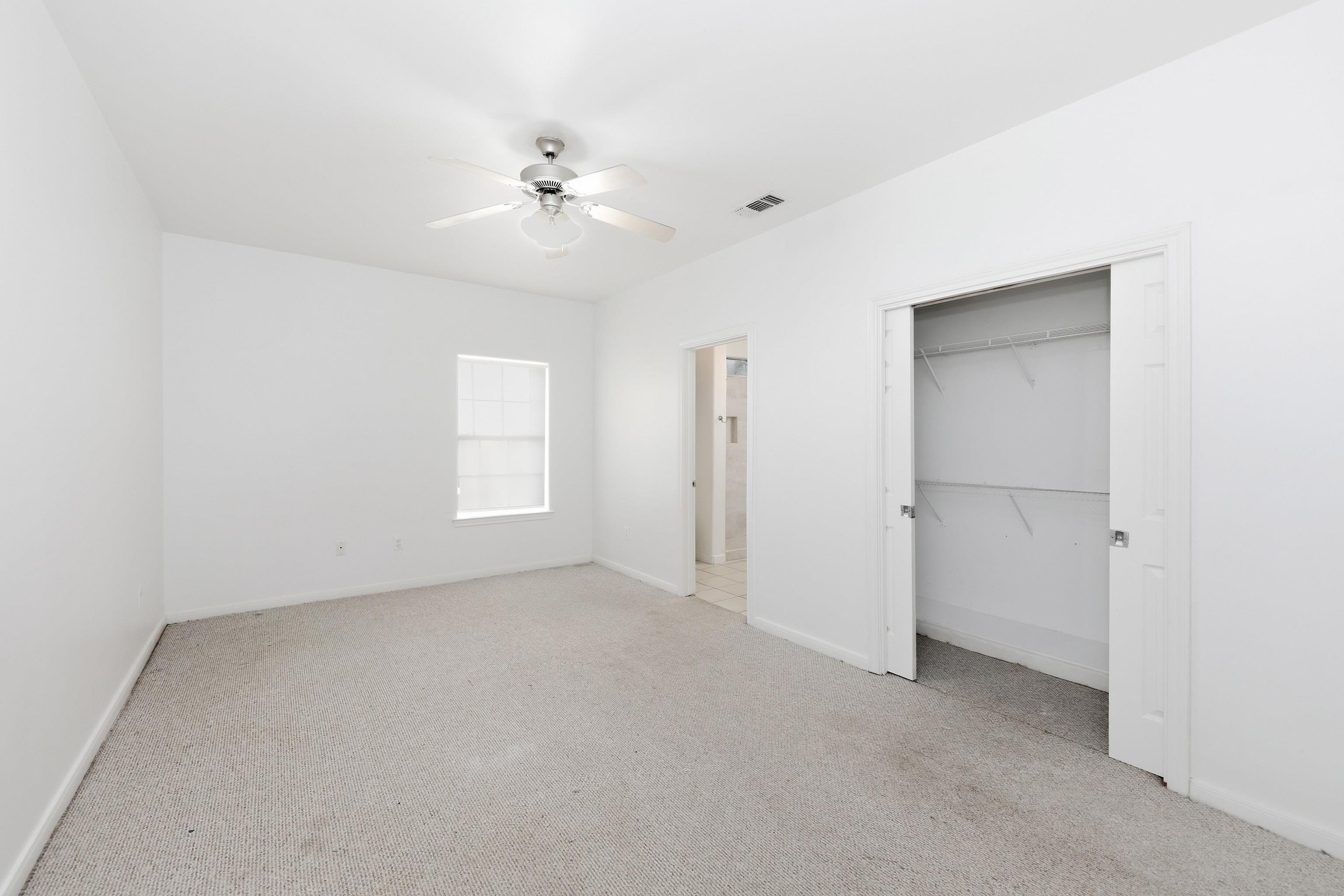 2445 Monarch Dr 1003 Property Photo 15