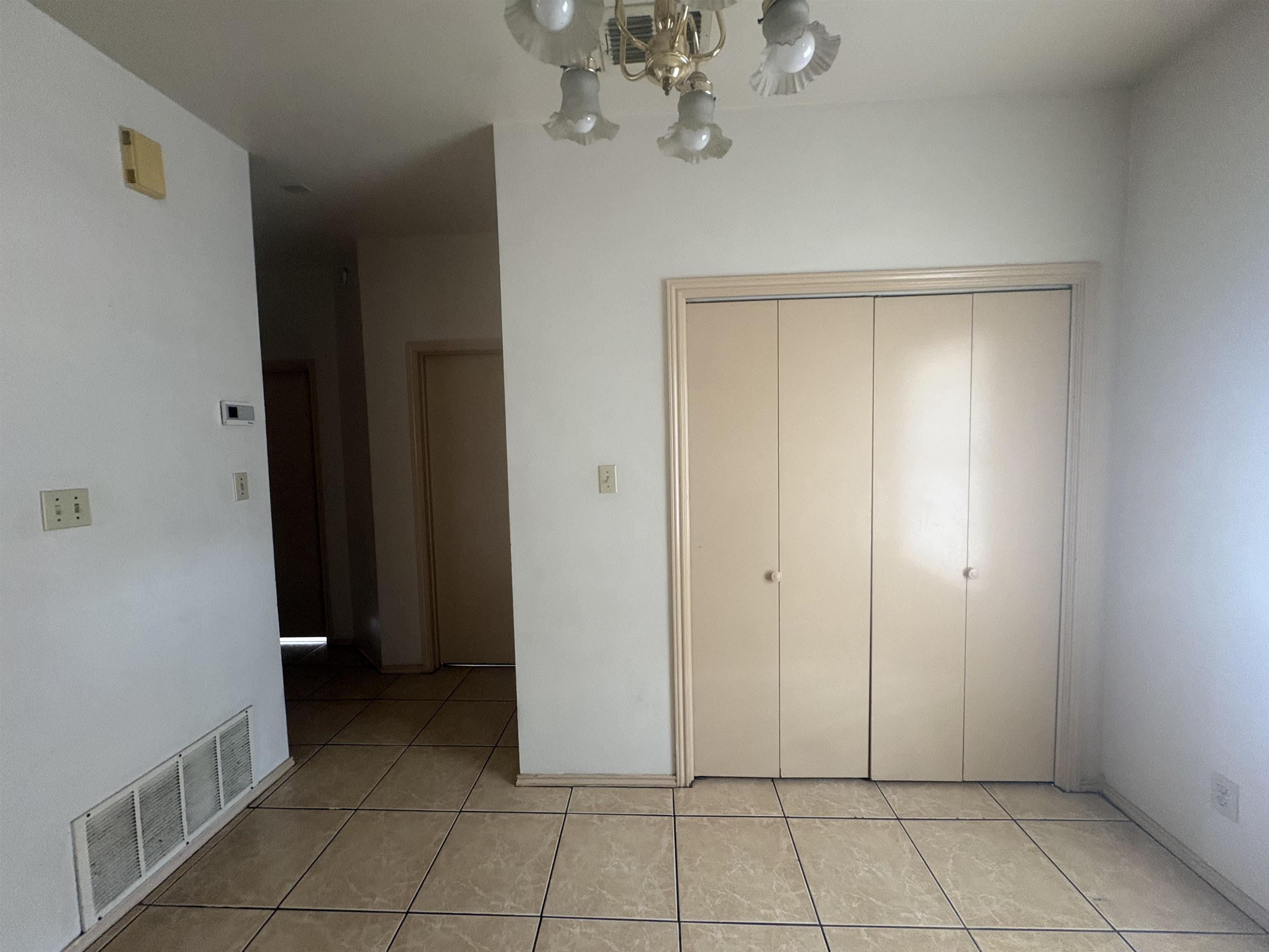 4419 Springfield Ave 202 Property Photo 11