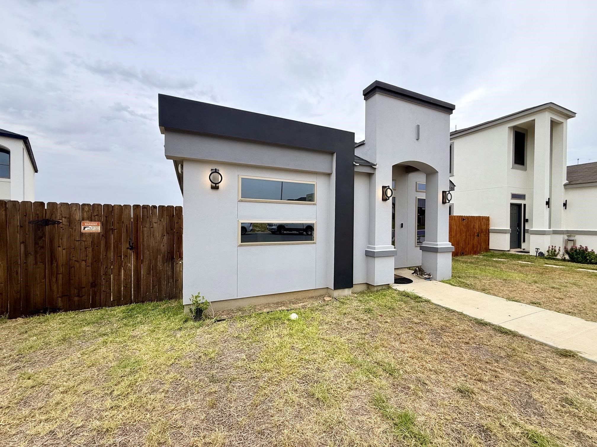 508 Concepcion Property Photo 4
