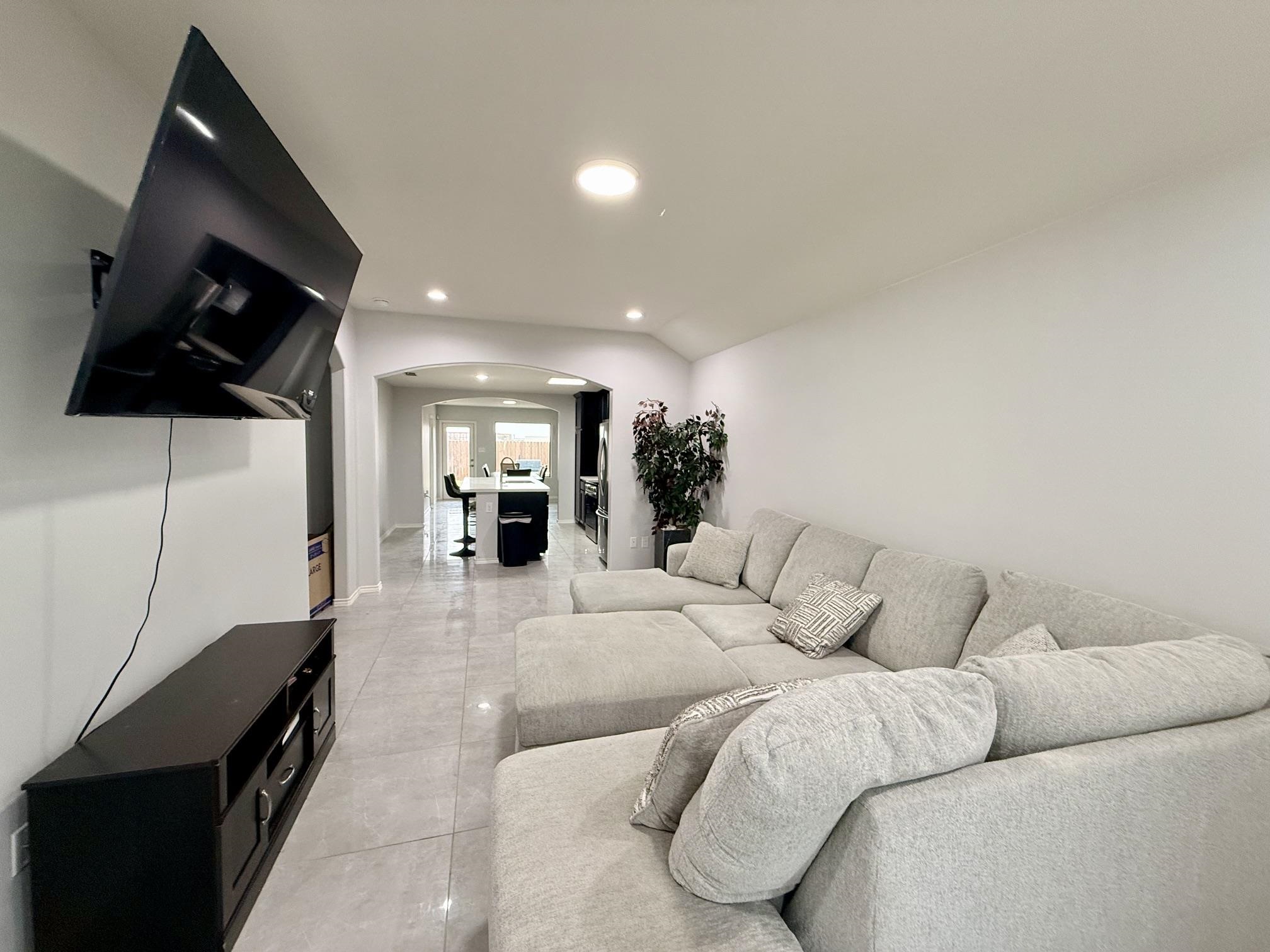 508 Concepcion Property Photo 9