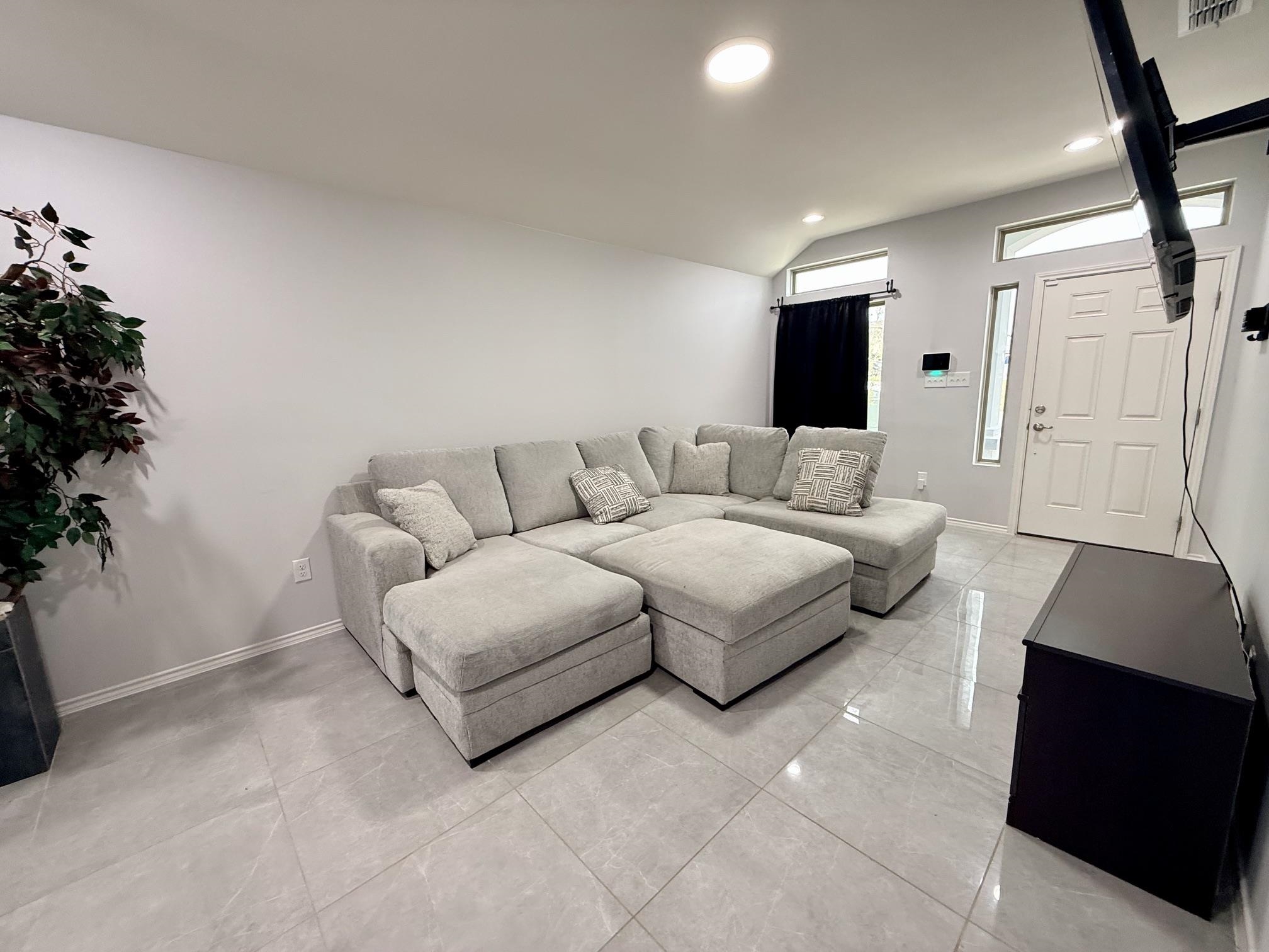 508 Concepcion Property Photo 10