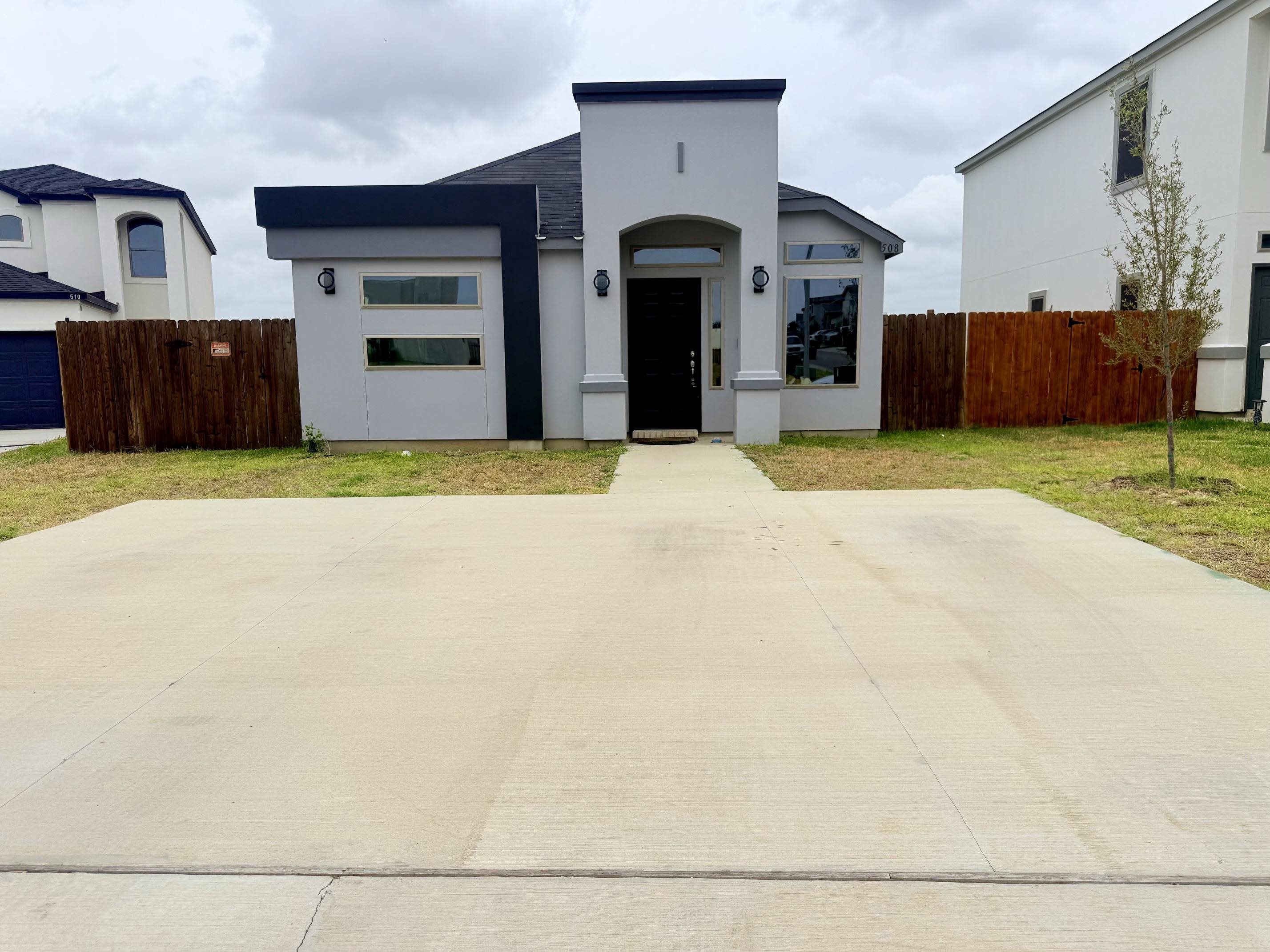 508 Concepcion Property Photo 38