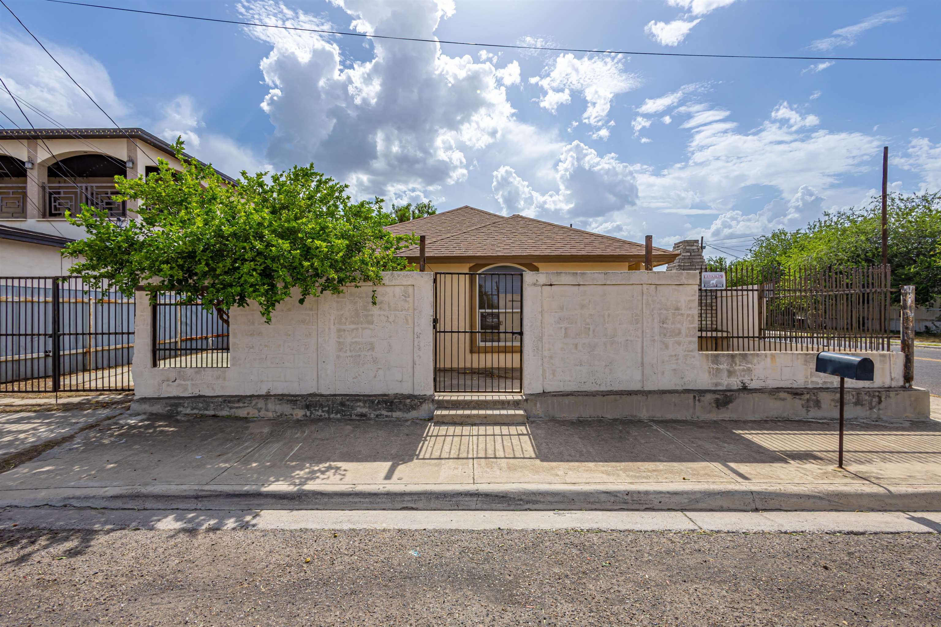 4120 Juarez Ave Property Photo 1