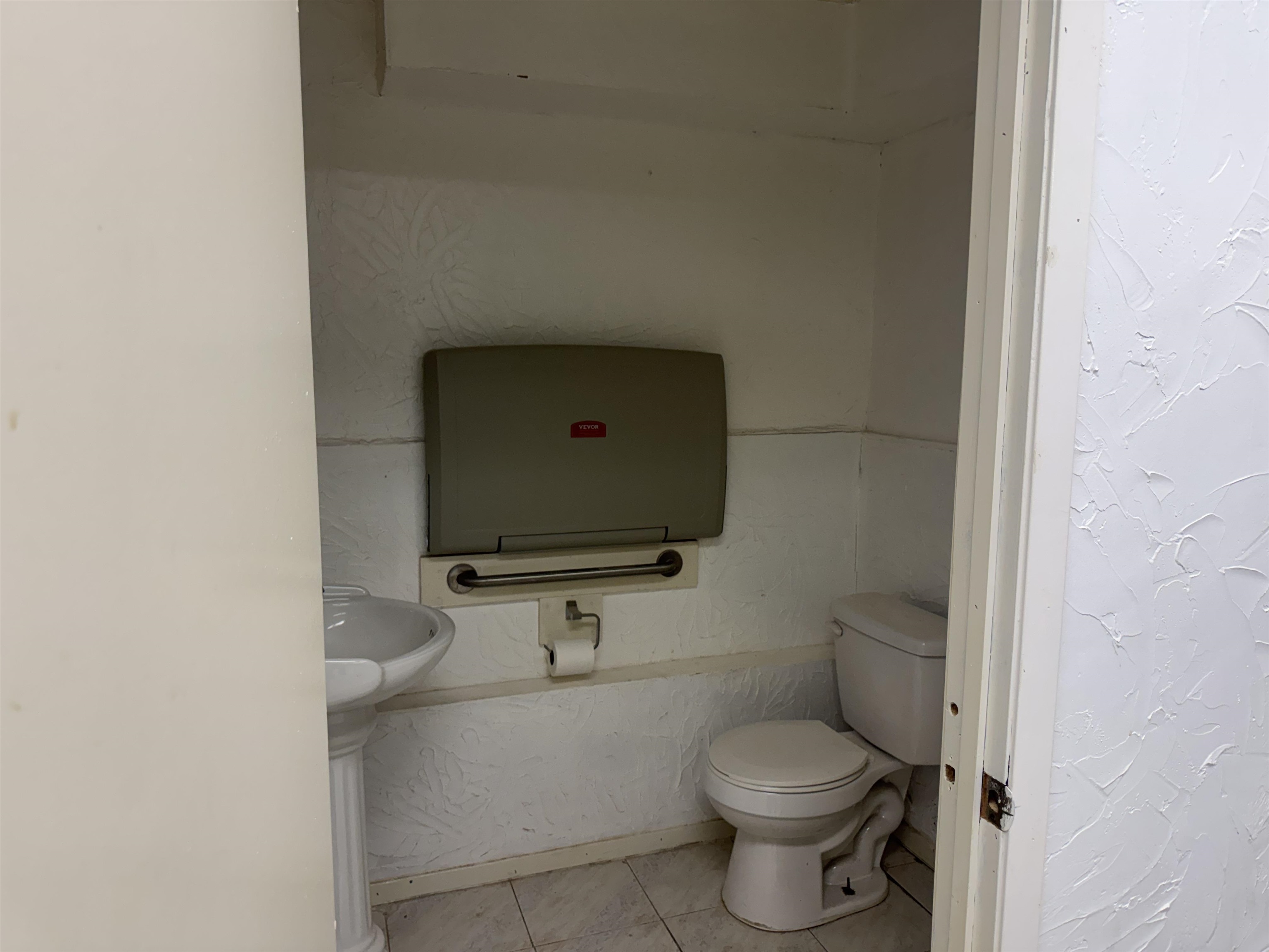 1019 San Bernardo Ave Property Photo 12