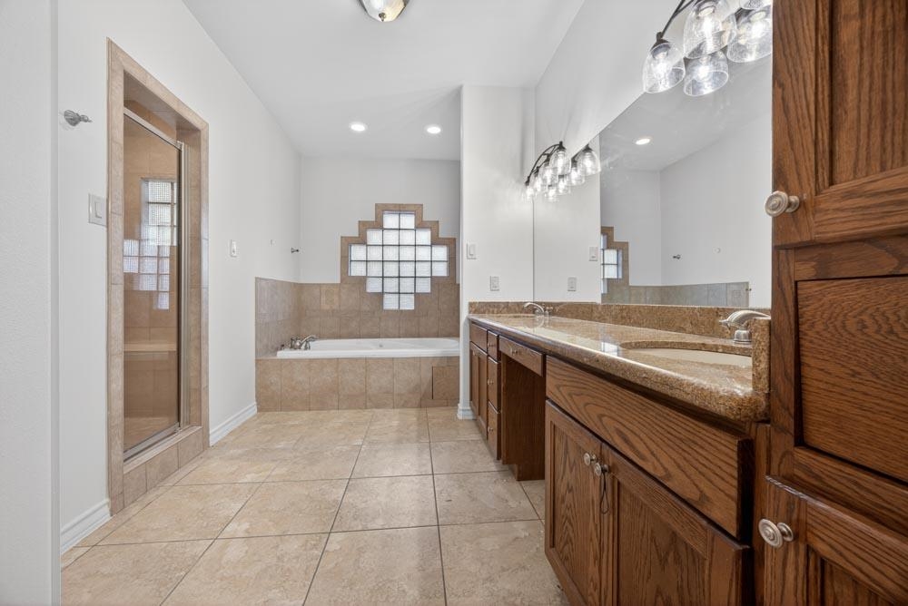 3401 Delfina Dr Property Photo 11