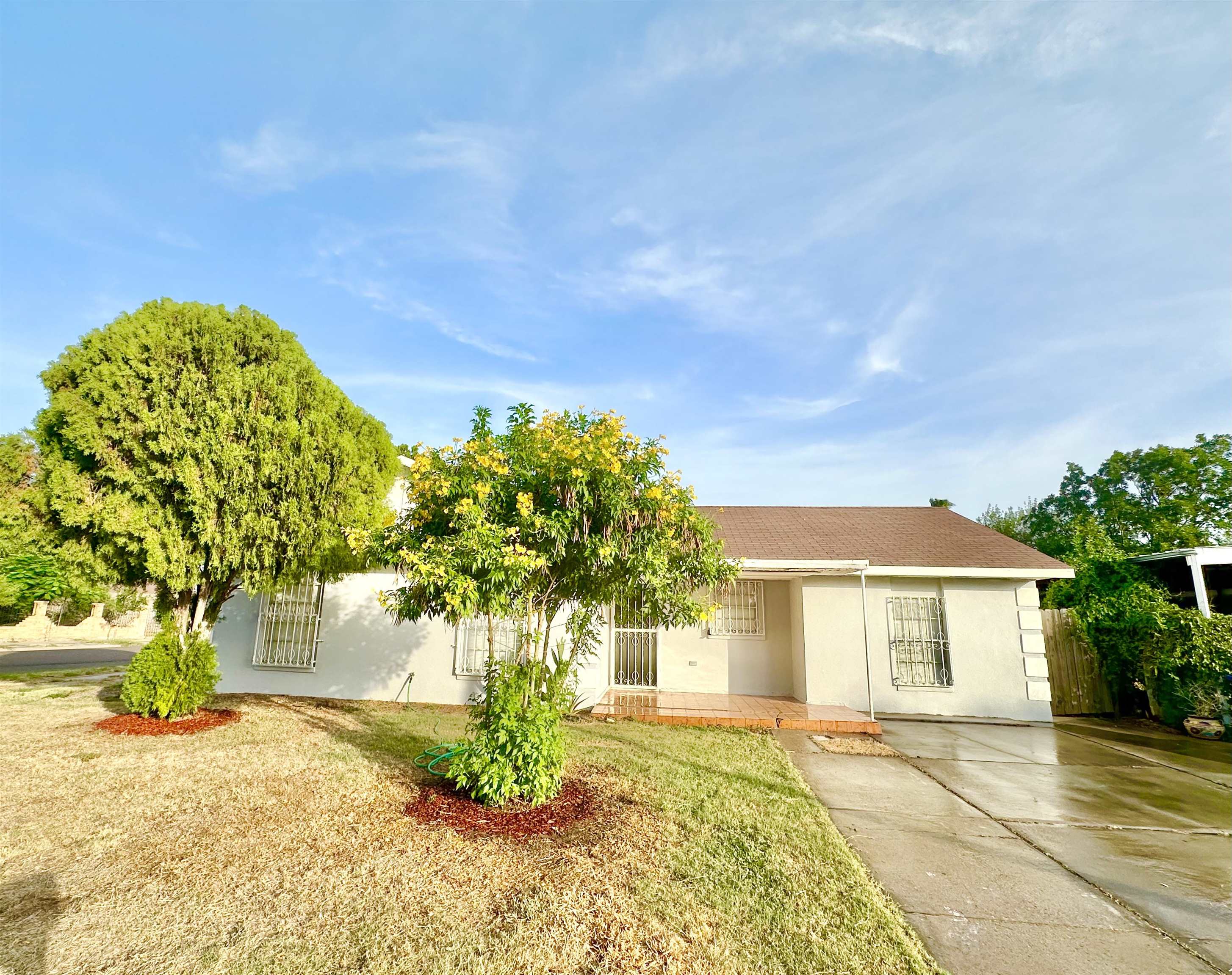 223 Maguey Dr Property Photo 1