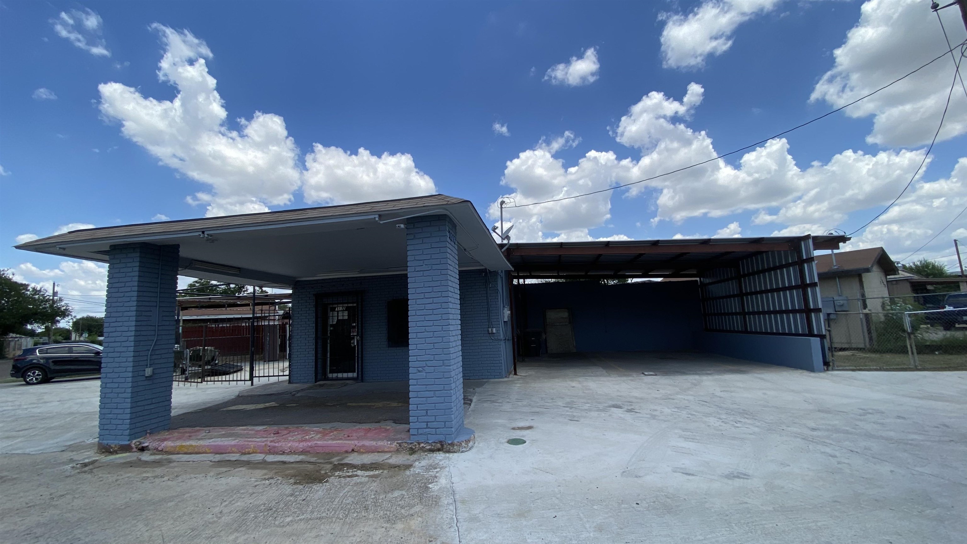 1802 Santa Maria Ave Property Photo 2