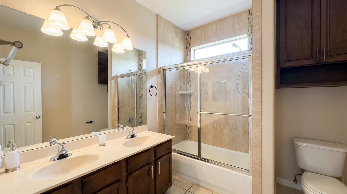 2445 Monarch Dr 704 Property Photo 17