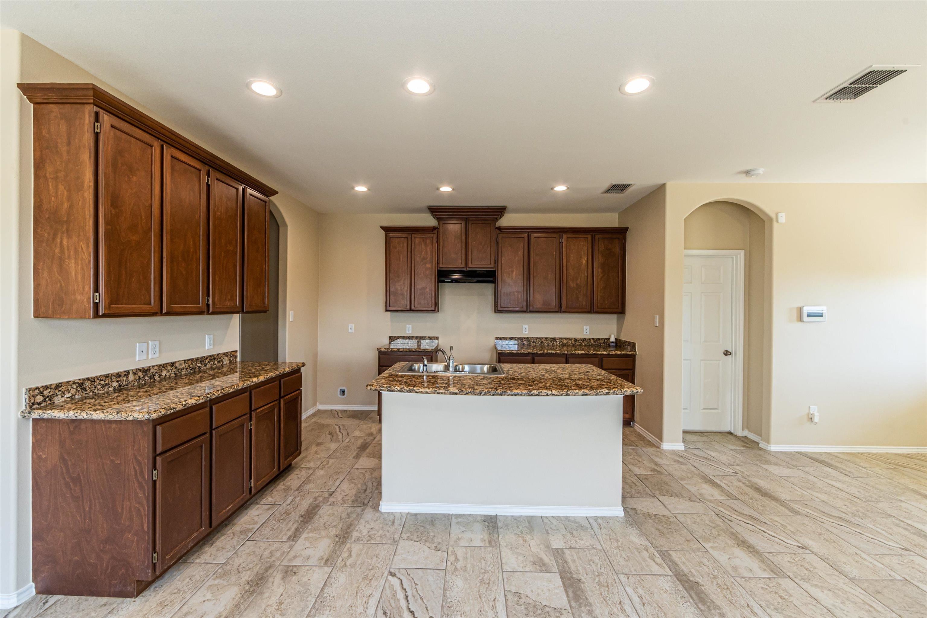 11234 Sierra Gorda Dr Property Photo 7