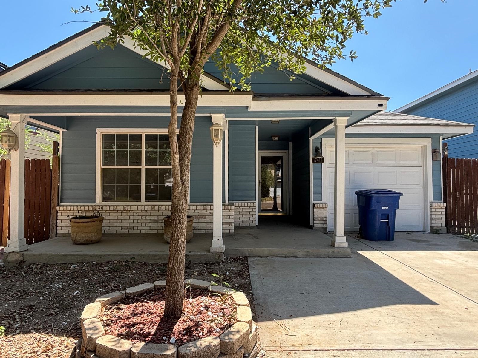 17414 College Port Dr Property Photo 1