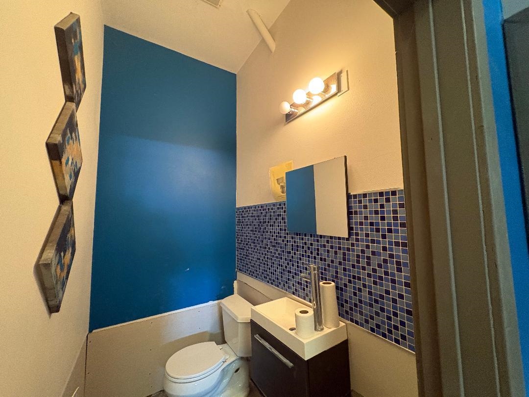 2614 San Eduardo Ave Property Photo 19