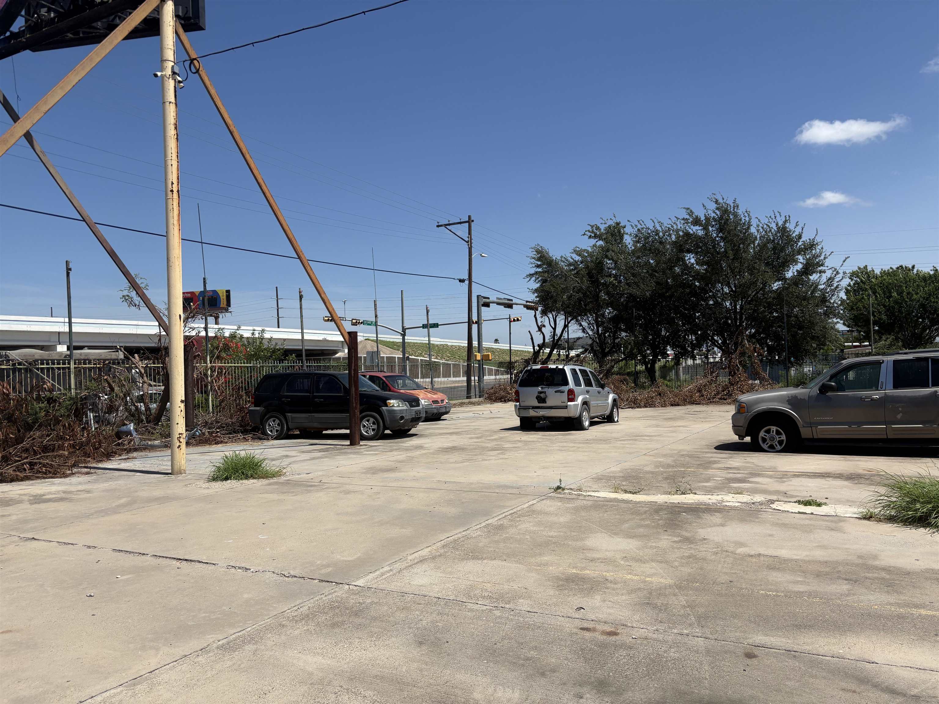 2614 San Eduardo Ave Property Photo 26