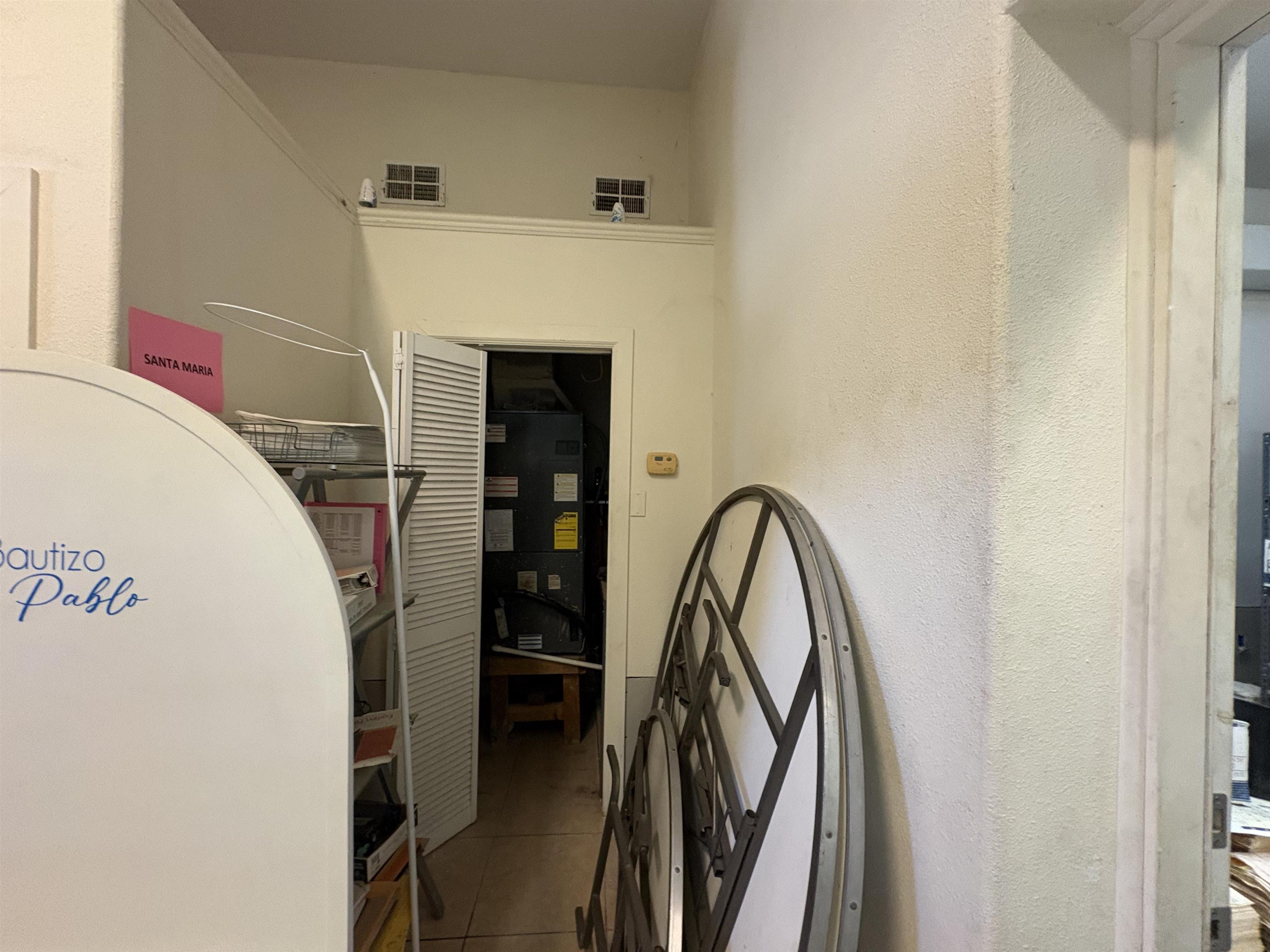 2614 San Eduardo Ave Property Photo 8