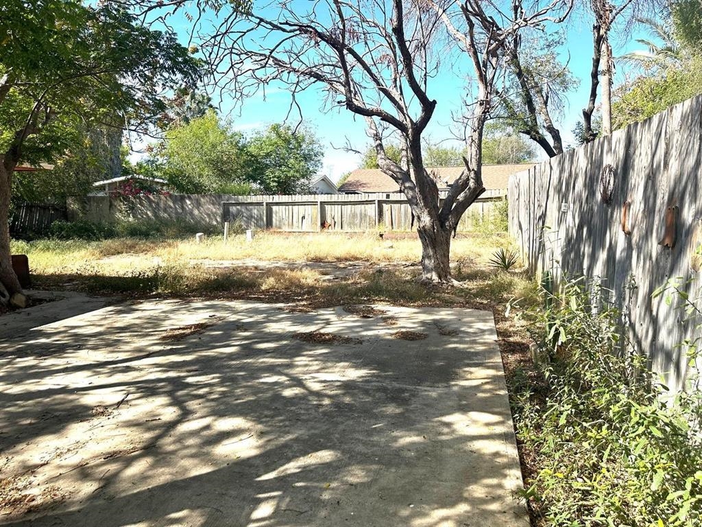 608 Sesame Ln Property Photo 28