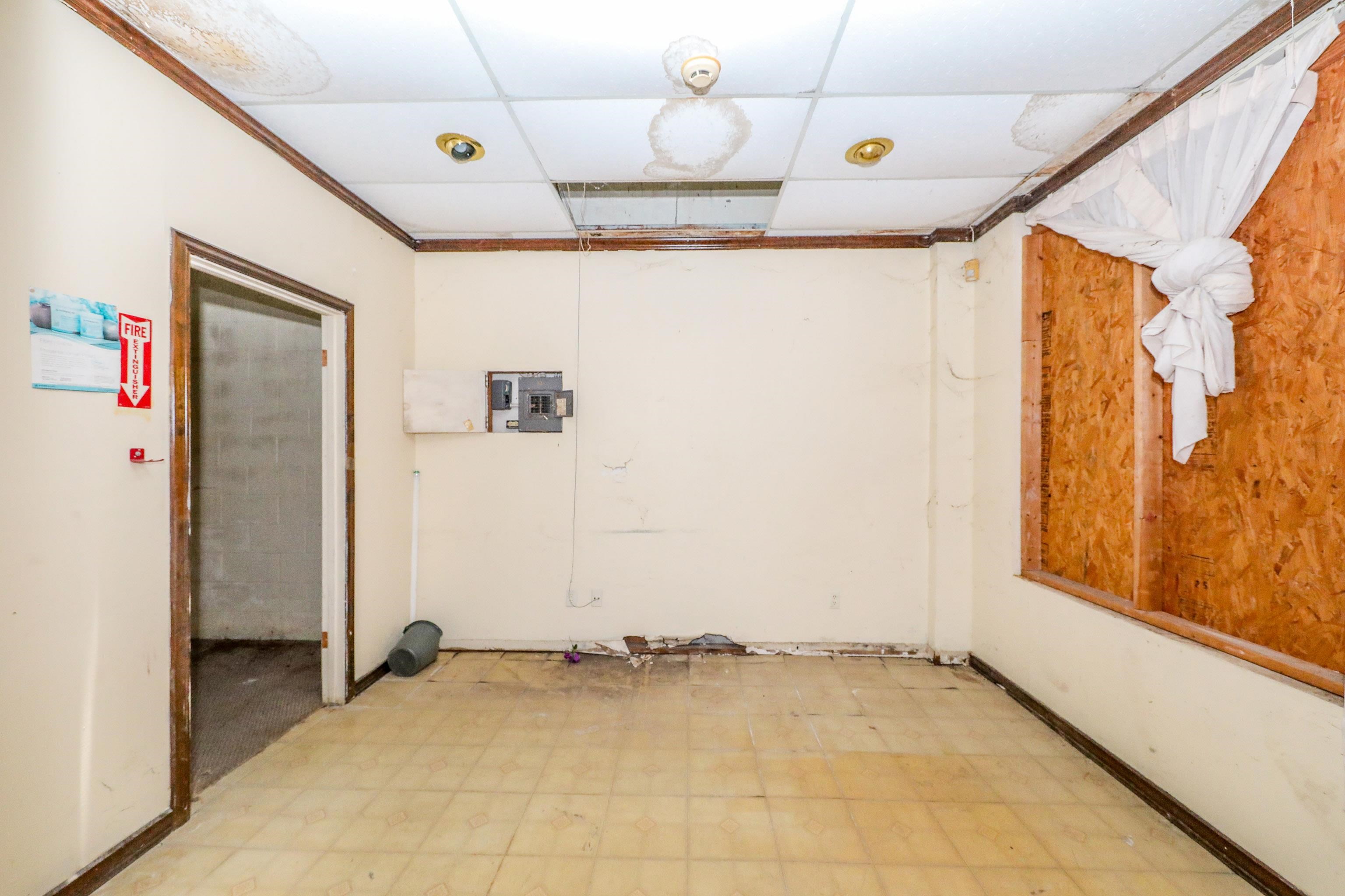 900 Lincoln St Property Photo 17