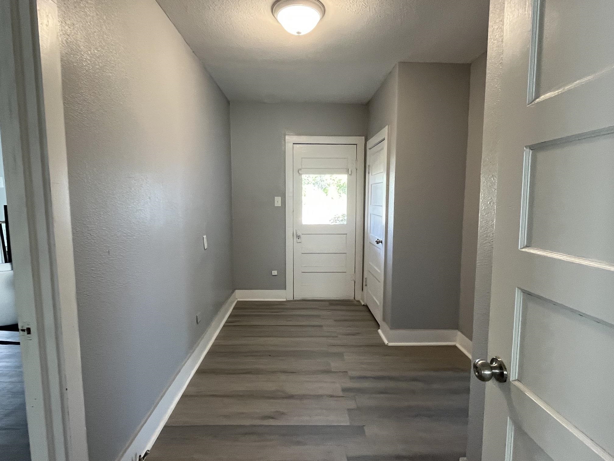 409 E Kohler Property Photo 6