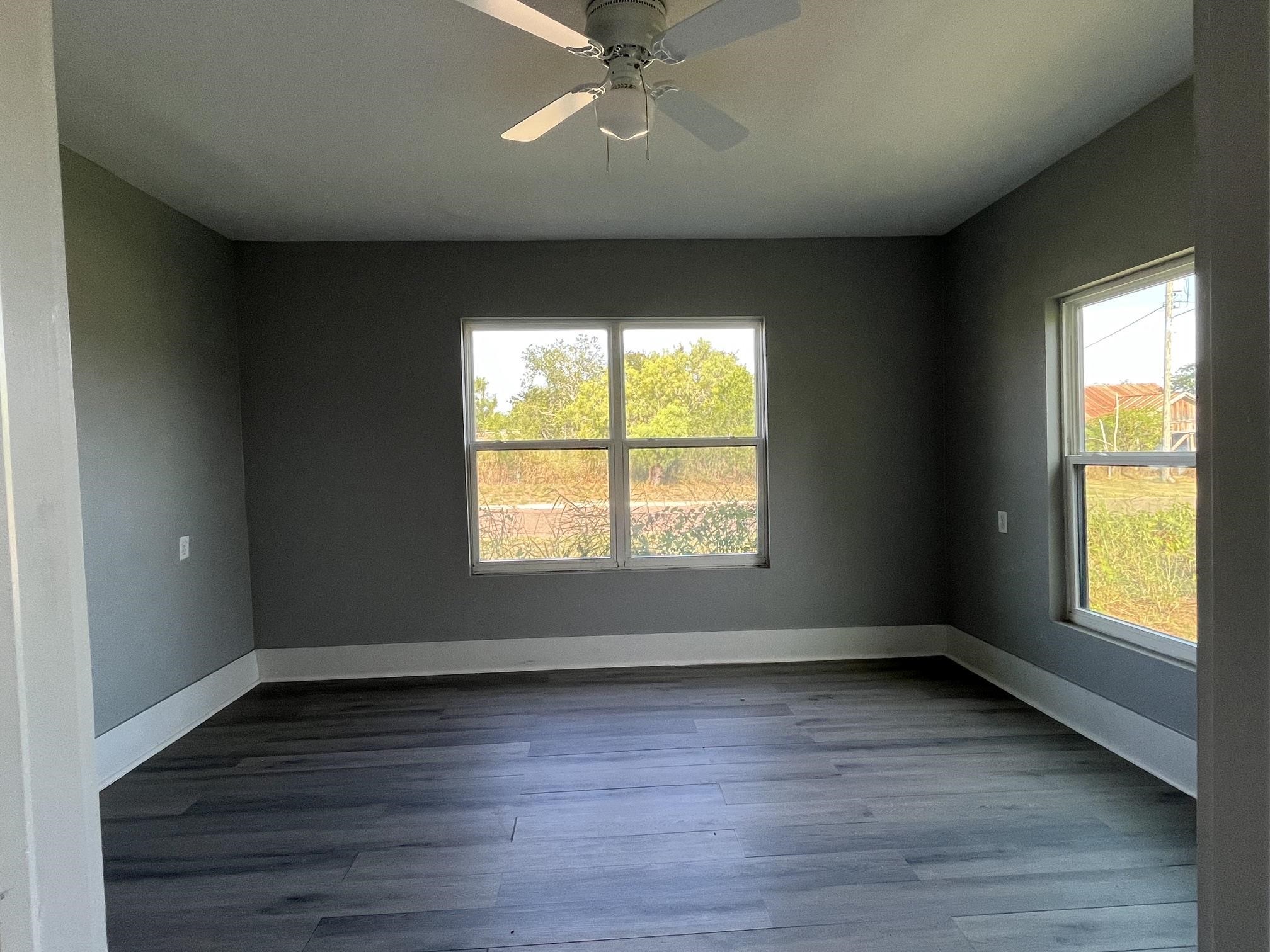 409 E Kohler Property Photo 8