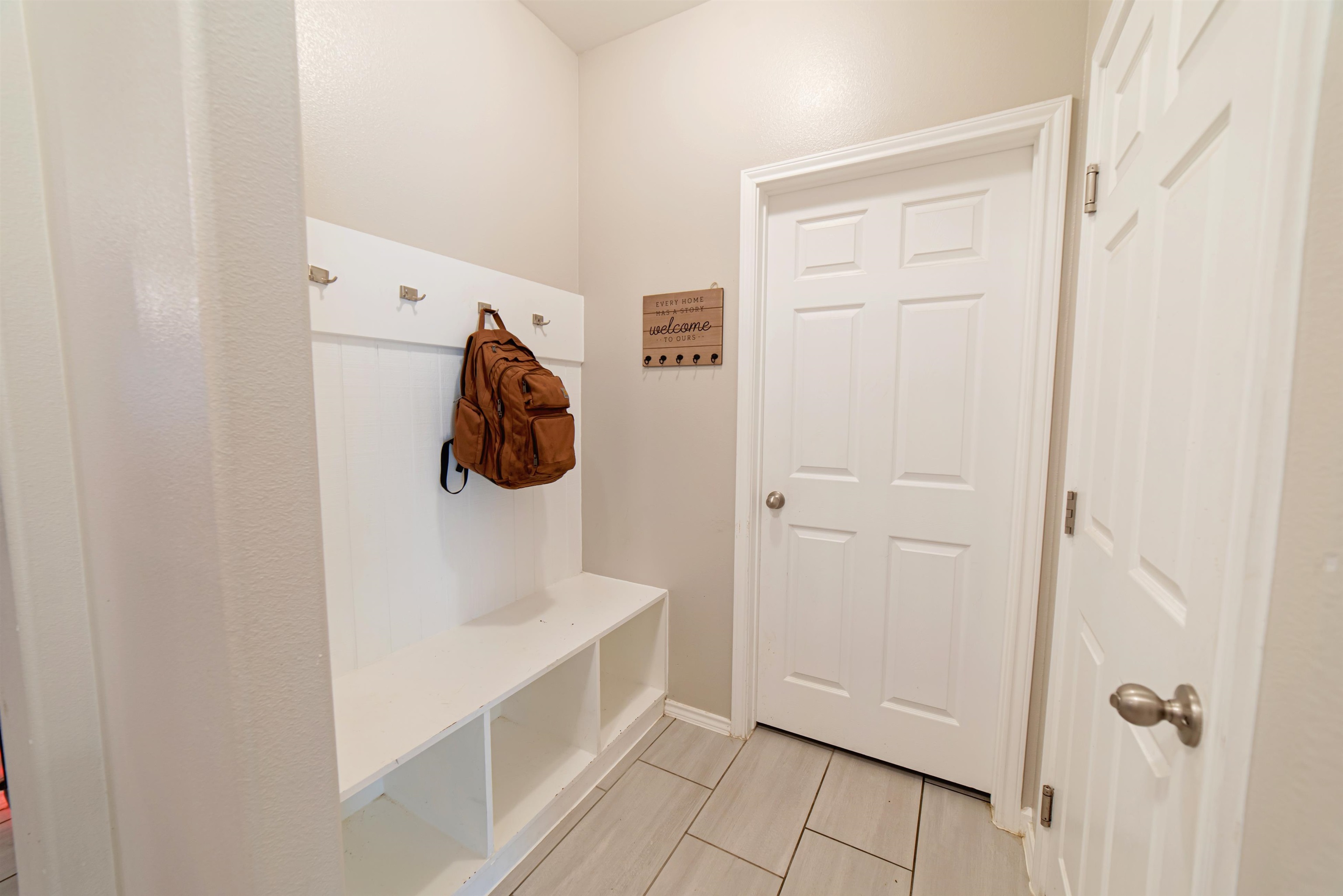 1007 Kus Dr. Property Photo 6