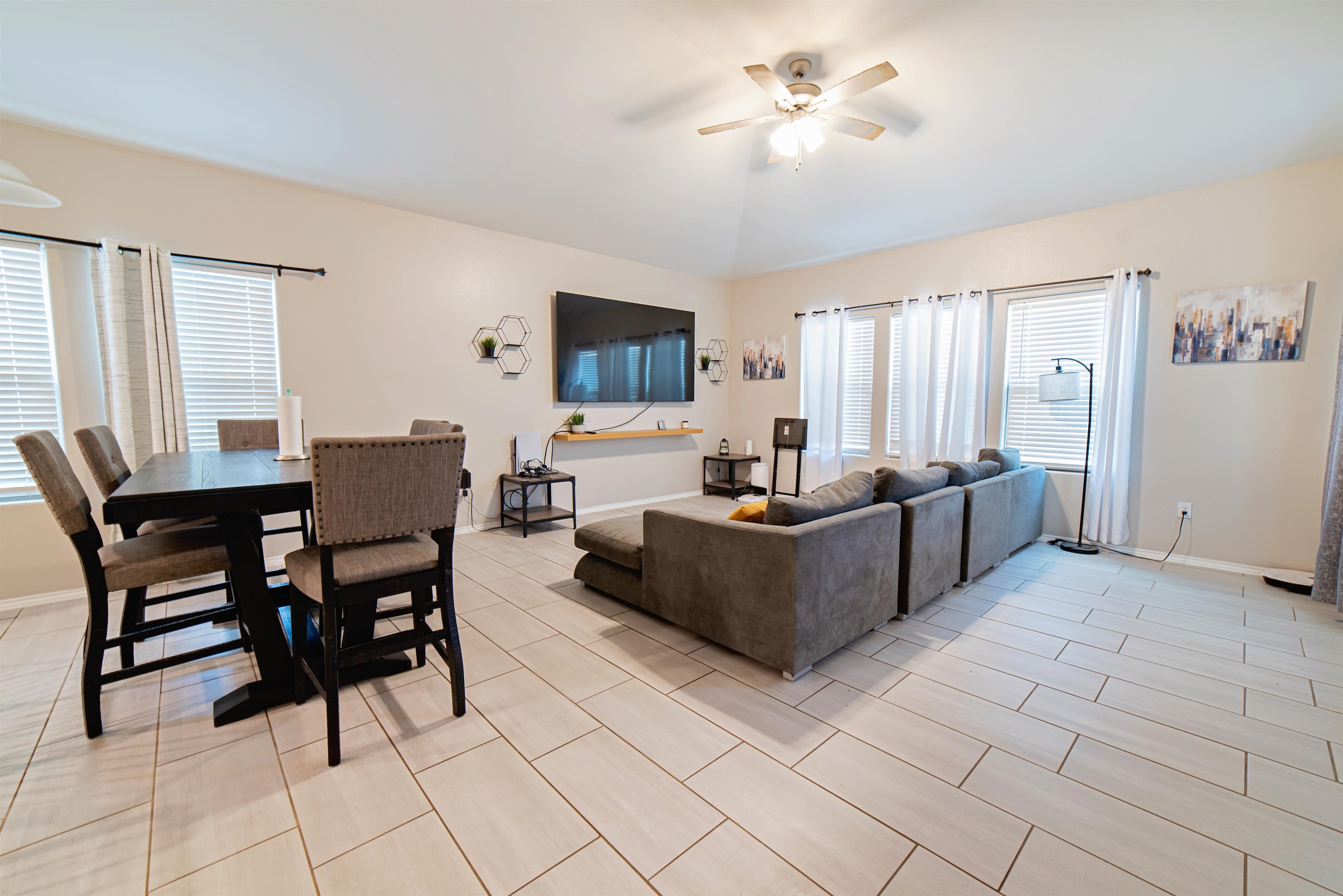 1007 Kus Dr. Property Photo 10