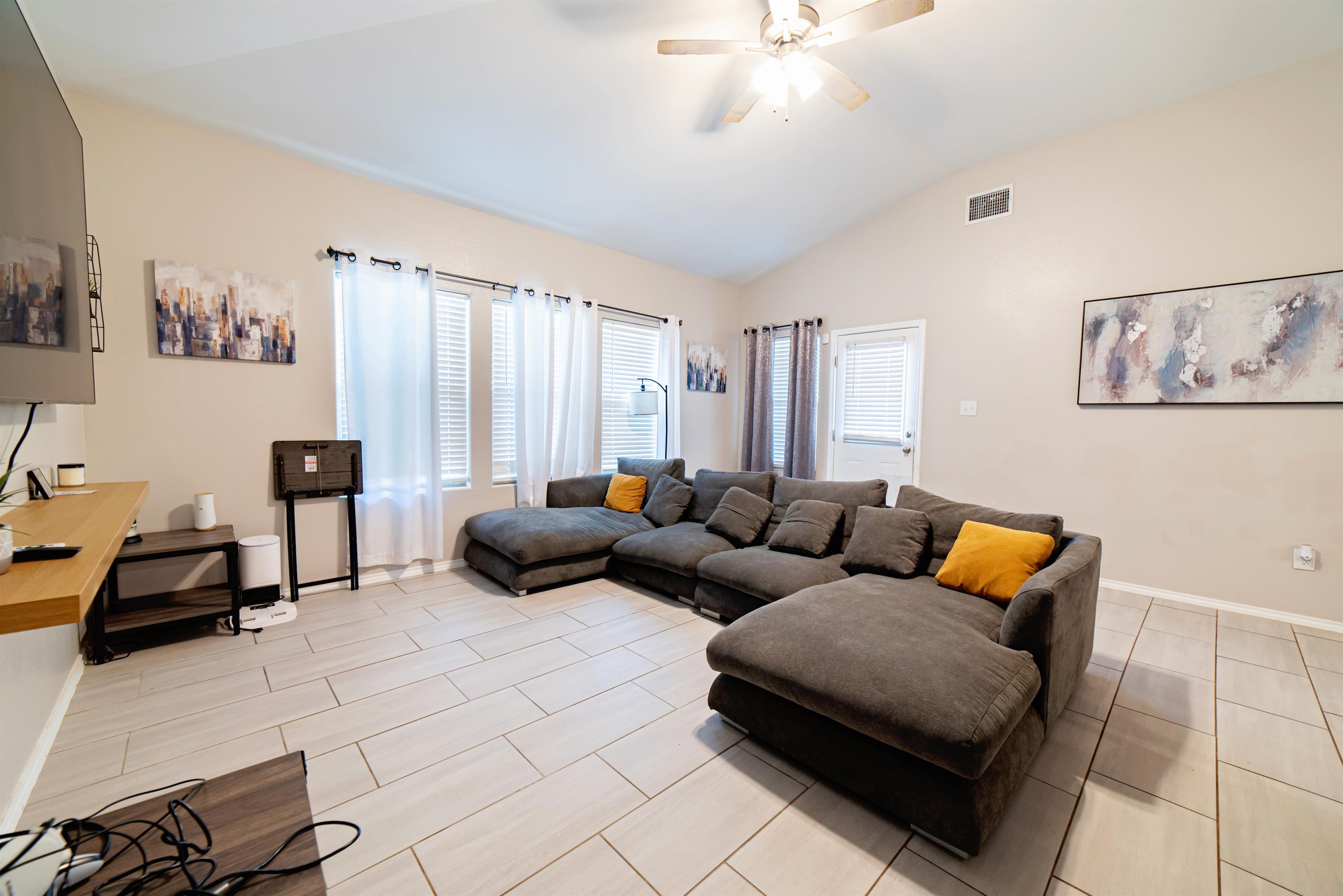 1007 Kus Dr. Property Photo 12