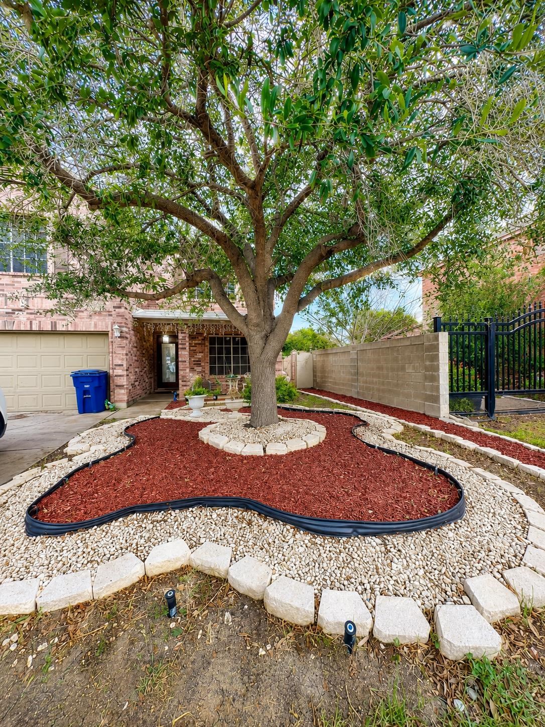 3119 Moondance Ct Property Photo 4
