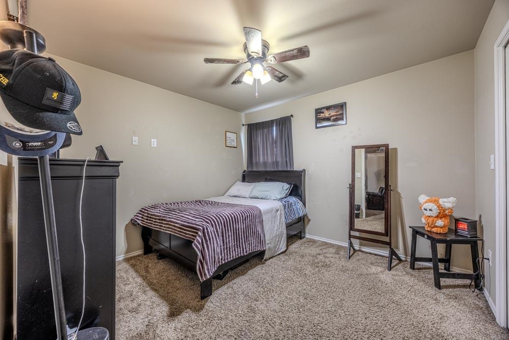 1615 Ann Harbor St Property Photo 25