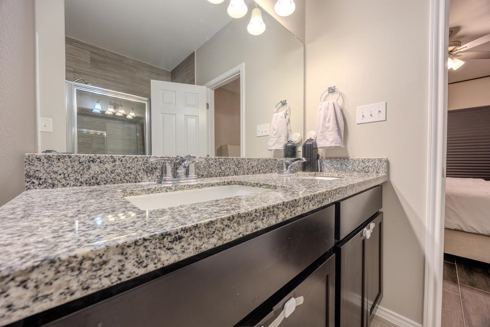 8702 Shiloh Rock Dr. Property Photo 13