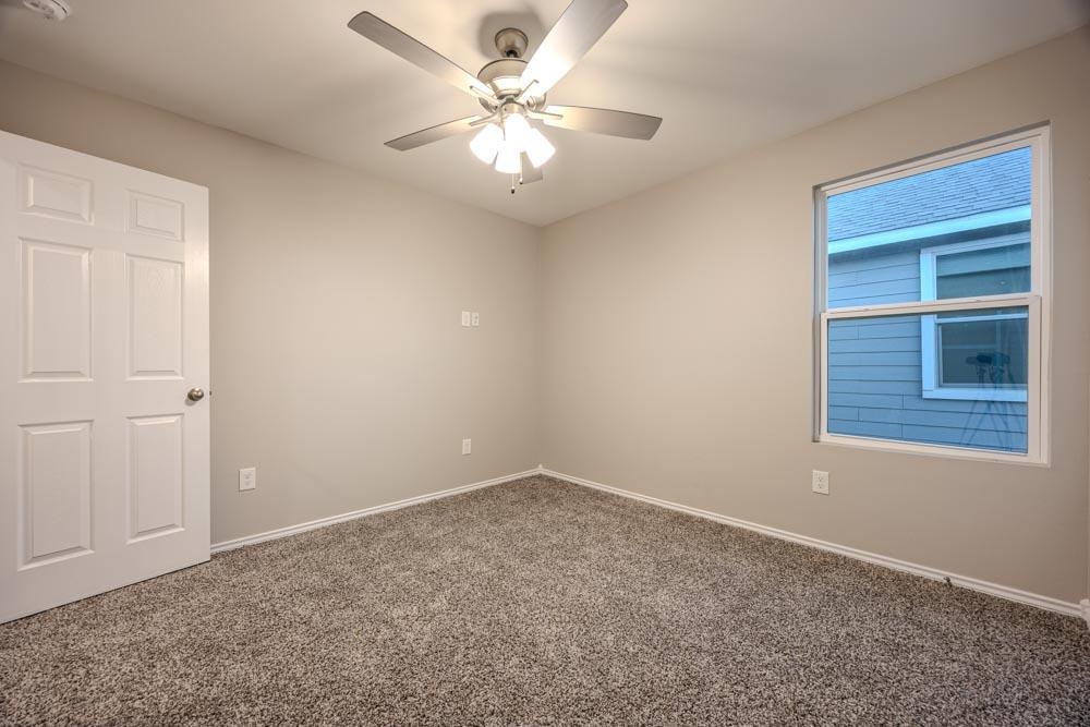 8702 Shiloh Rock Dr. Property Photo 27