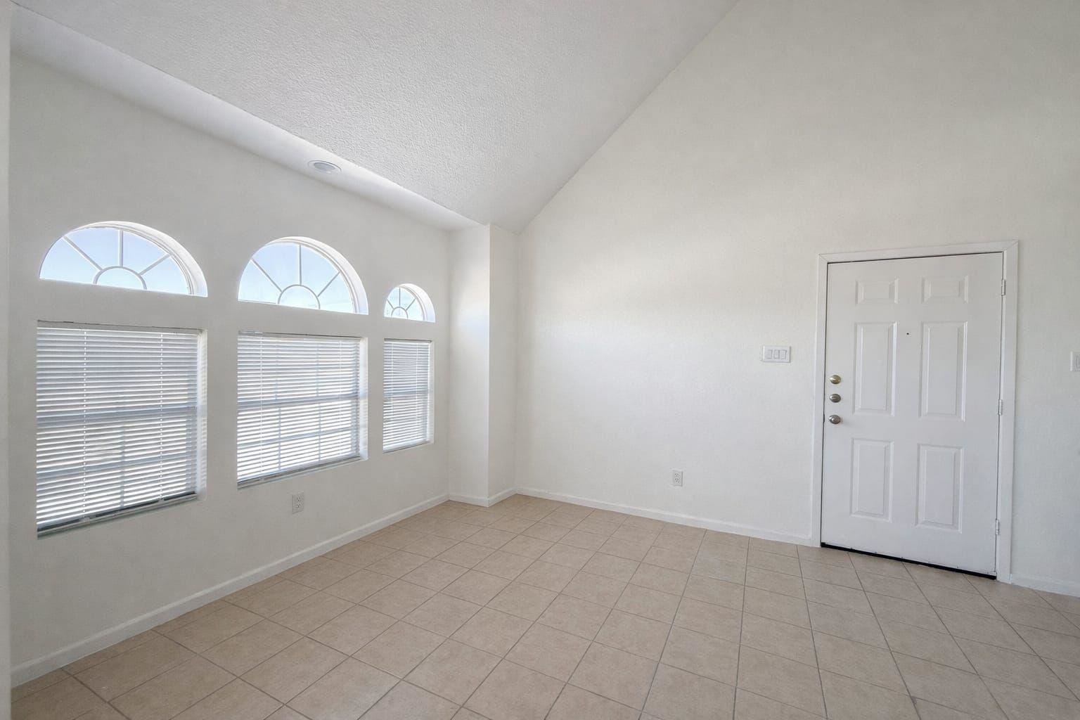1220 Fremont St 6 Property Photo 3