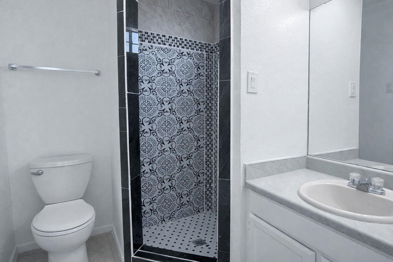1220 Fremont St 6 Property Photo 11