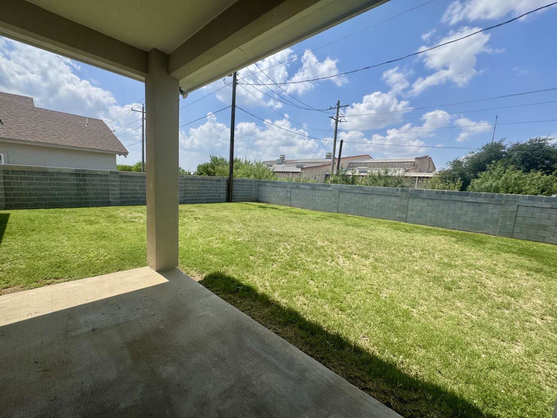 6002 Amir Dr. Property Photo 14