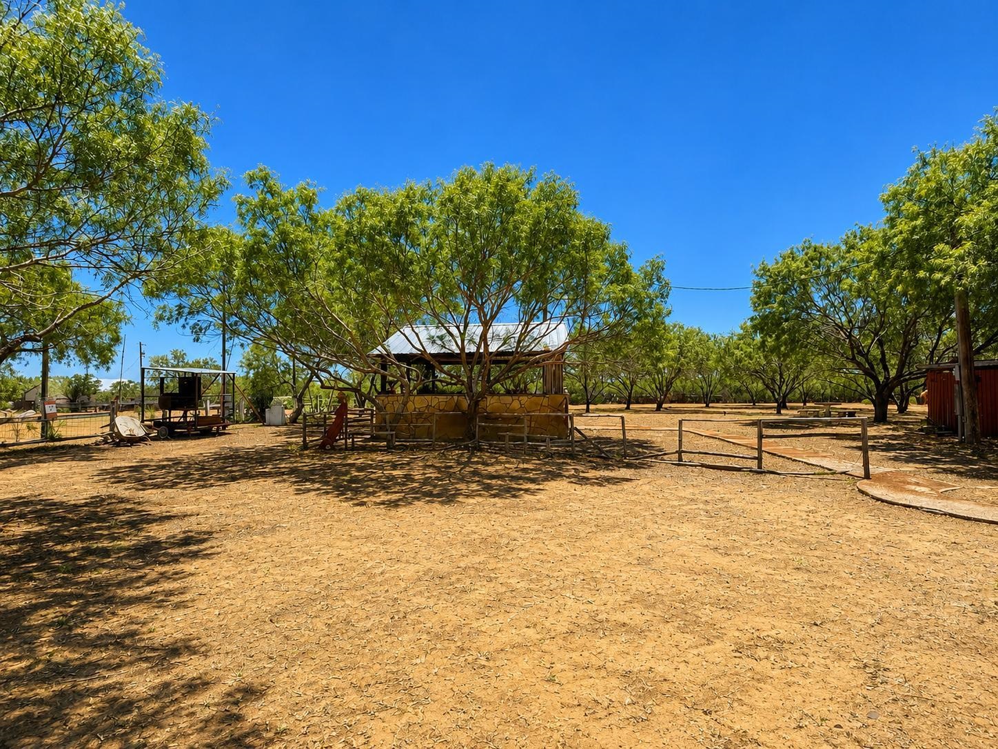 521 Rr 6250-a Property Photo 13
