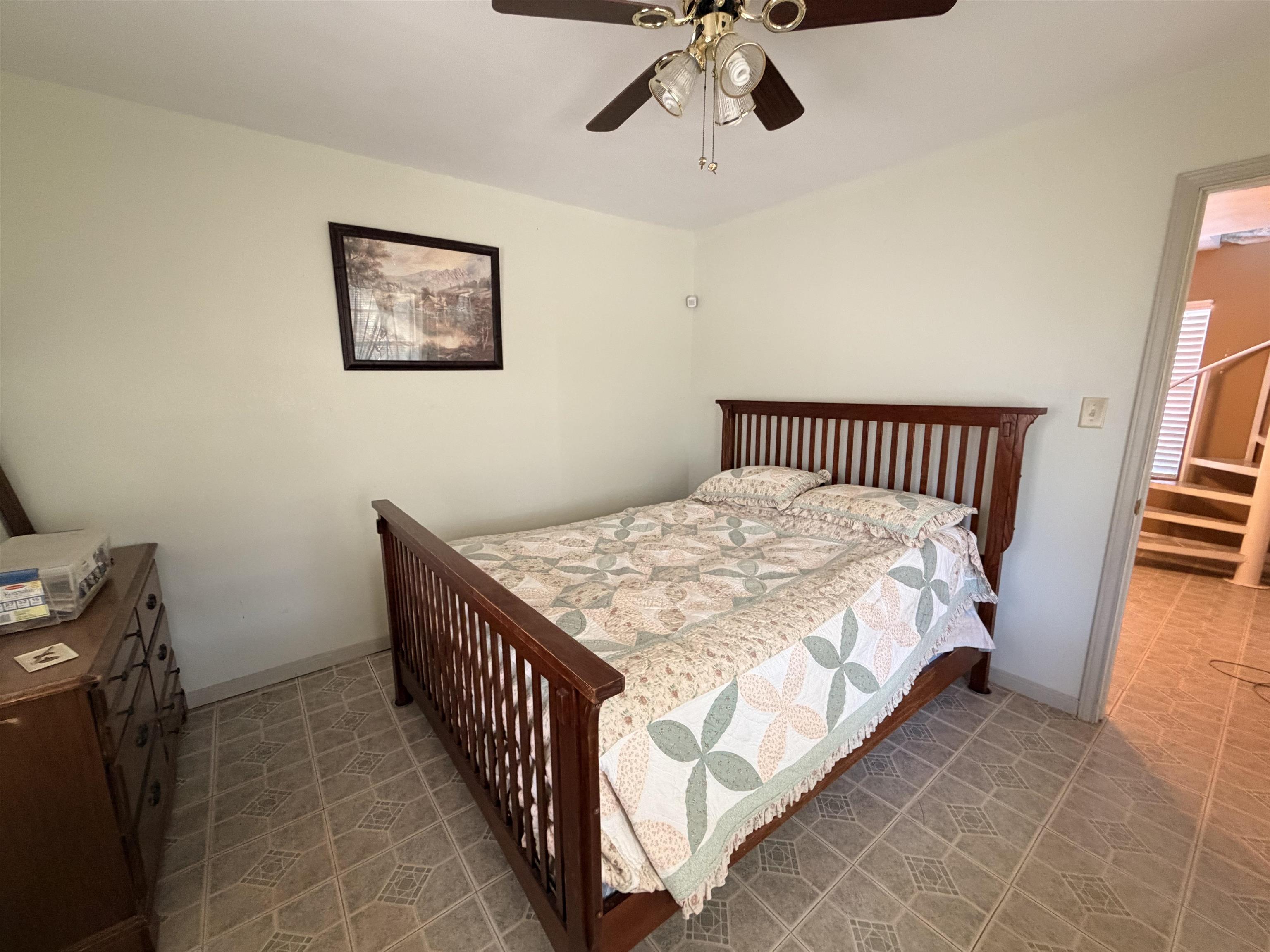 1723 Siesta Ln Property Photo 4