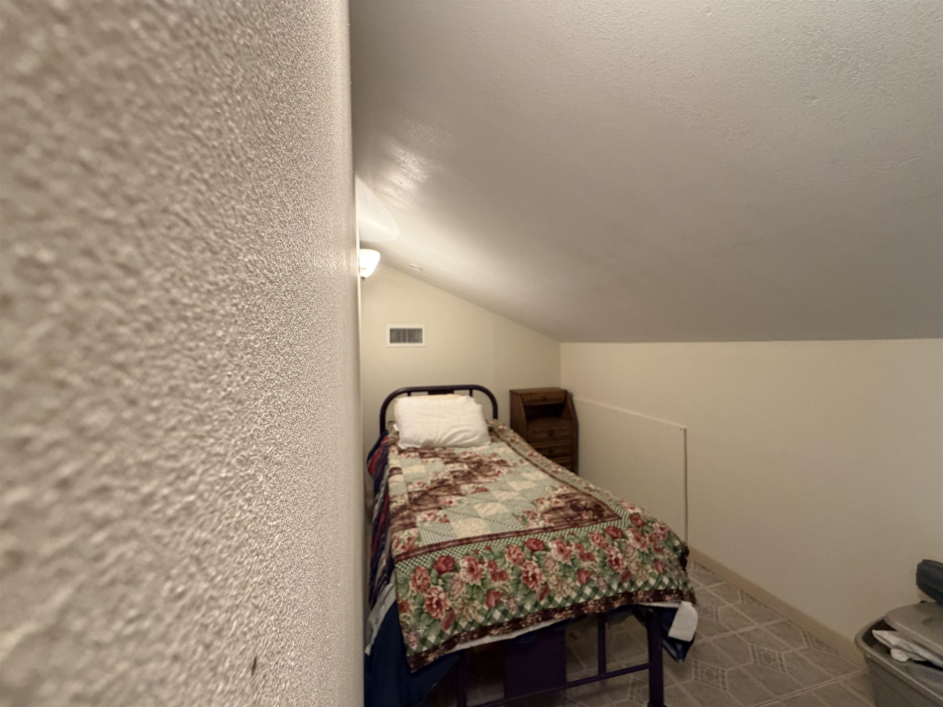 1723 Siesta Ln Property Photo 24
