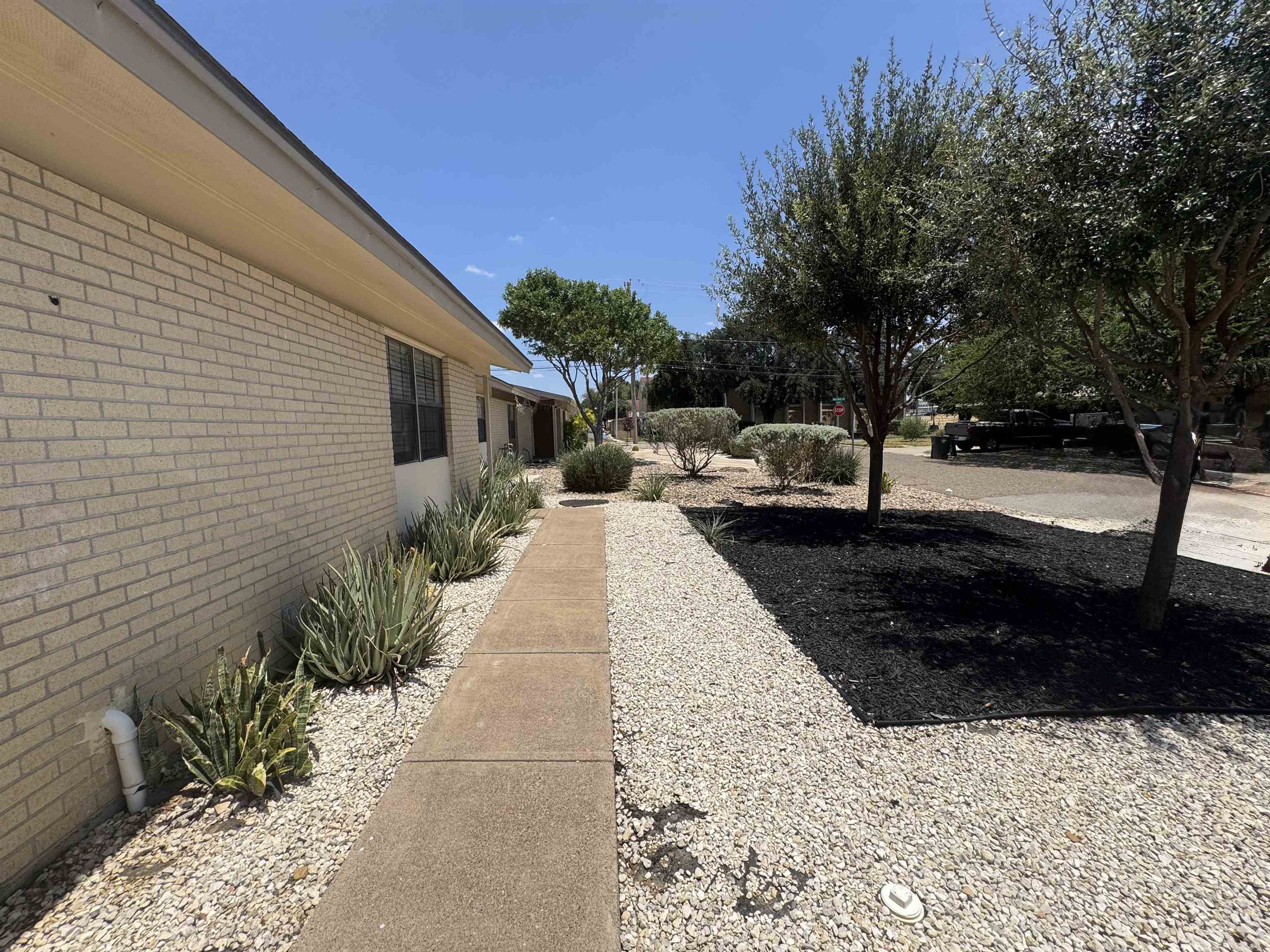 626a Birchwood Ln Property Photo 2