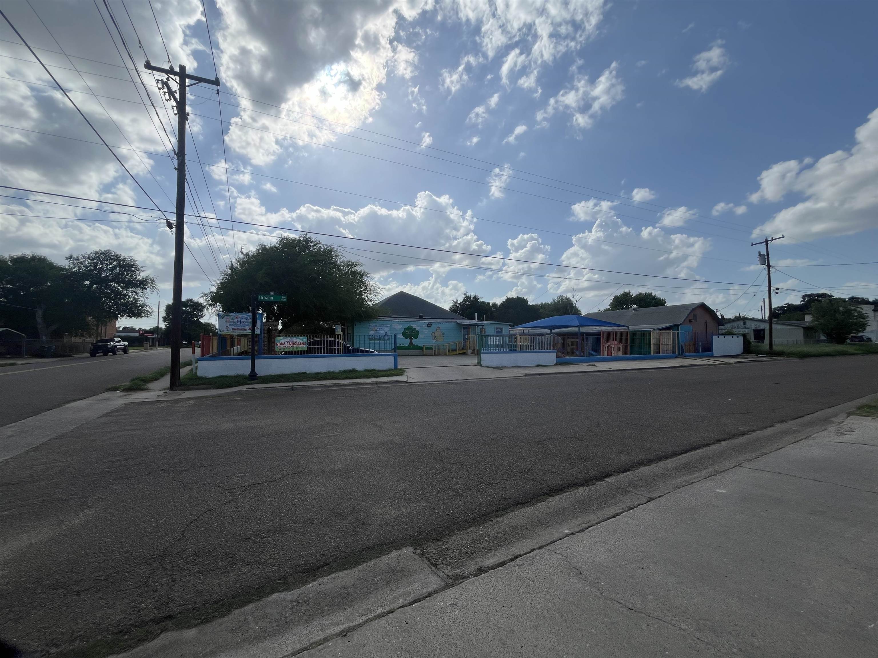 1920 Corpus Christi St Property Photo 8