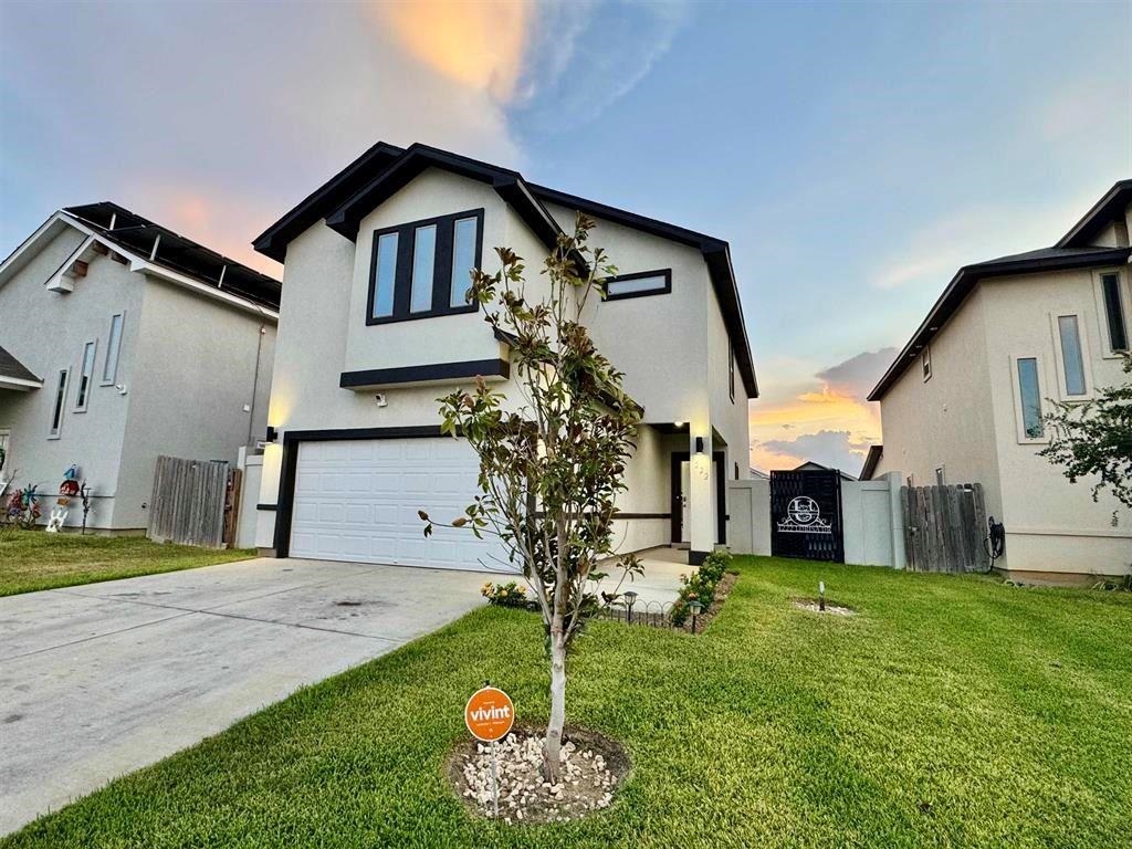 4222 Lorisa Property Photo 3