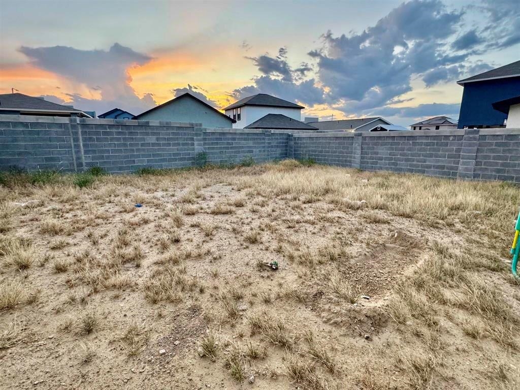 4222 Lorisa Property Photo 10
