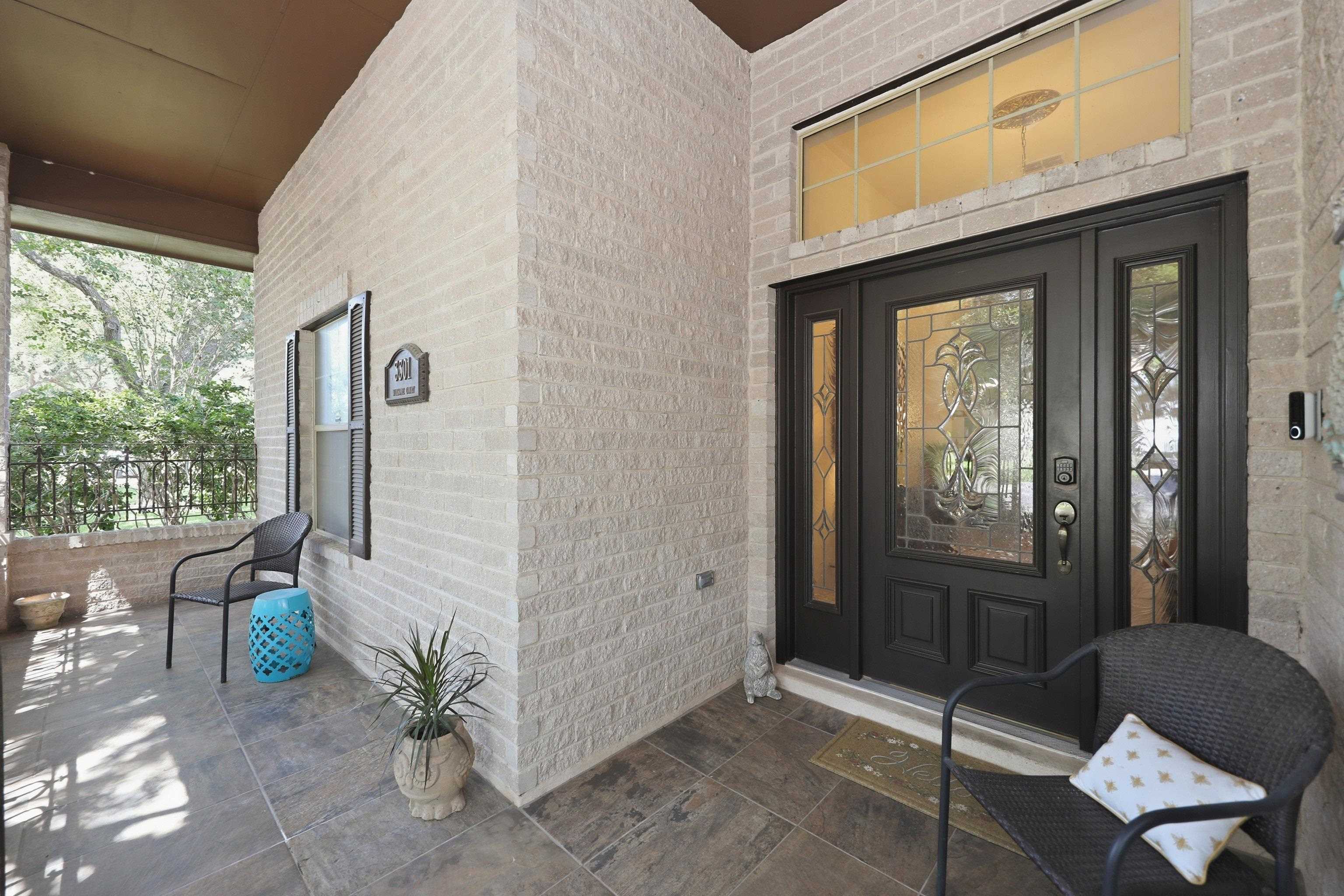 3301 Winsome Ct Property Photo 4