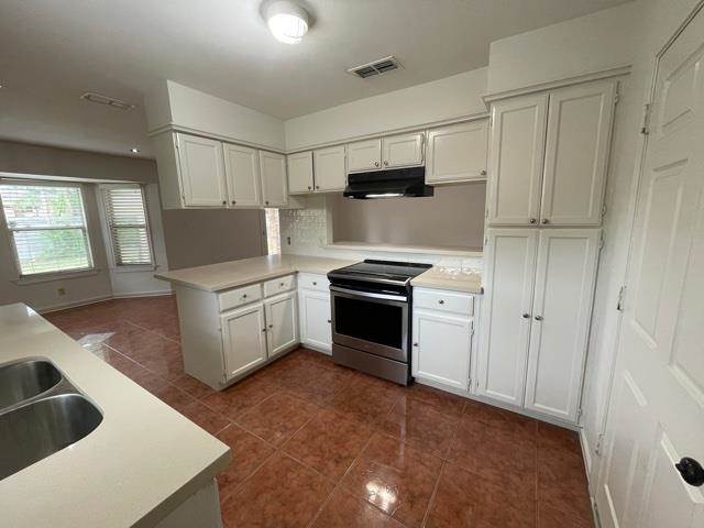 316 Oklahoma St Property Photo 14