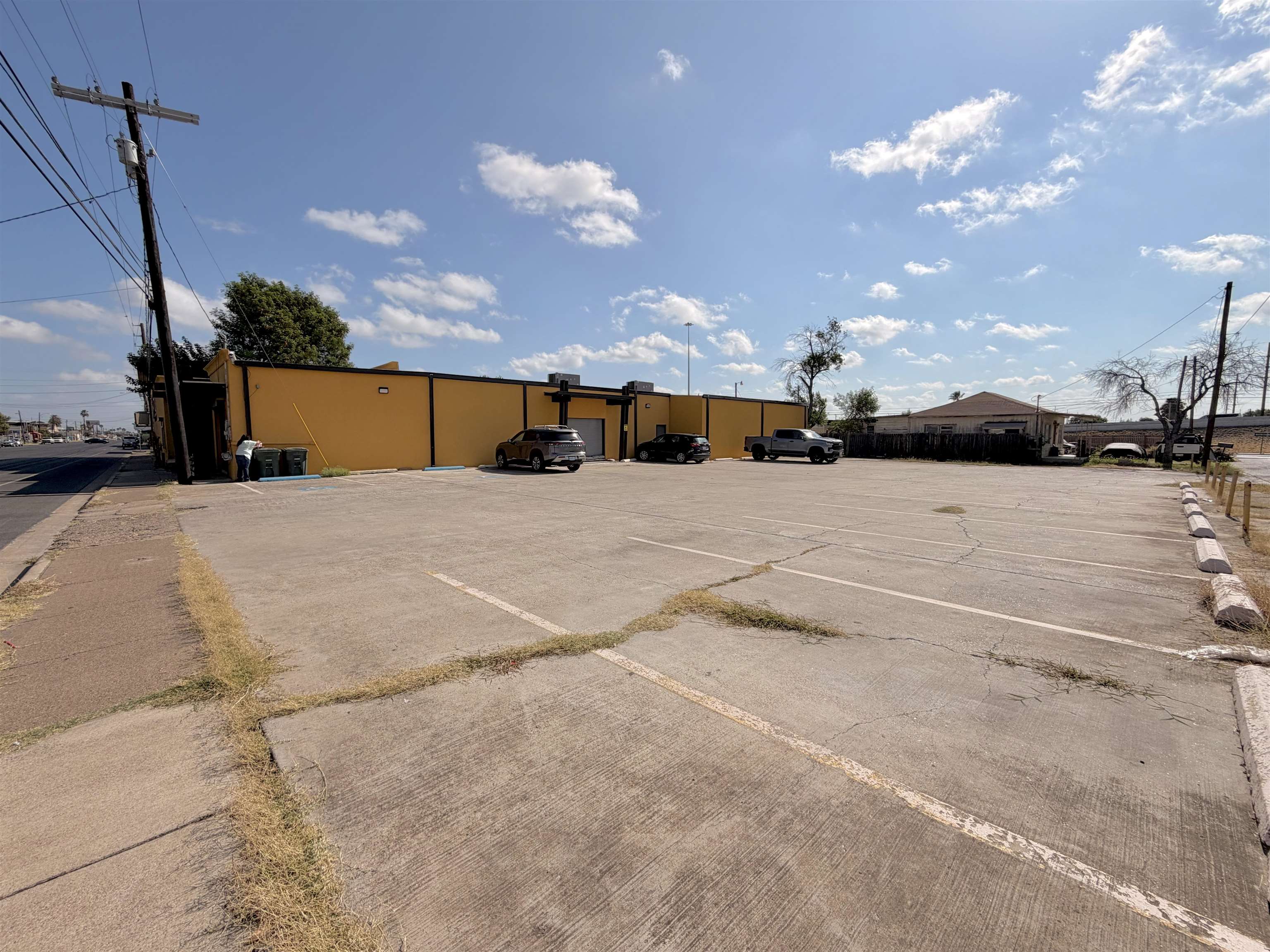 2508 San Bernardo Ave Property Photo 25