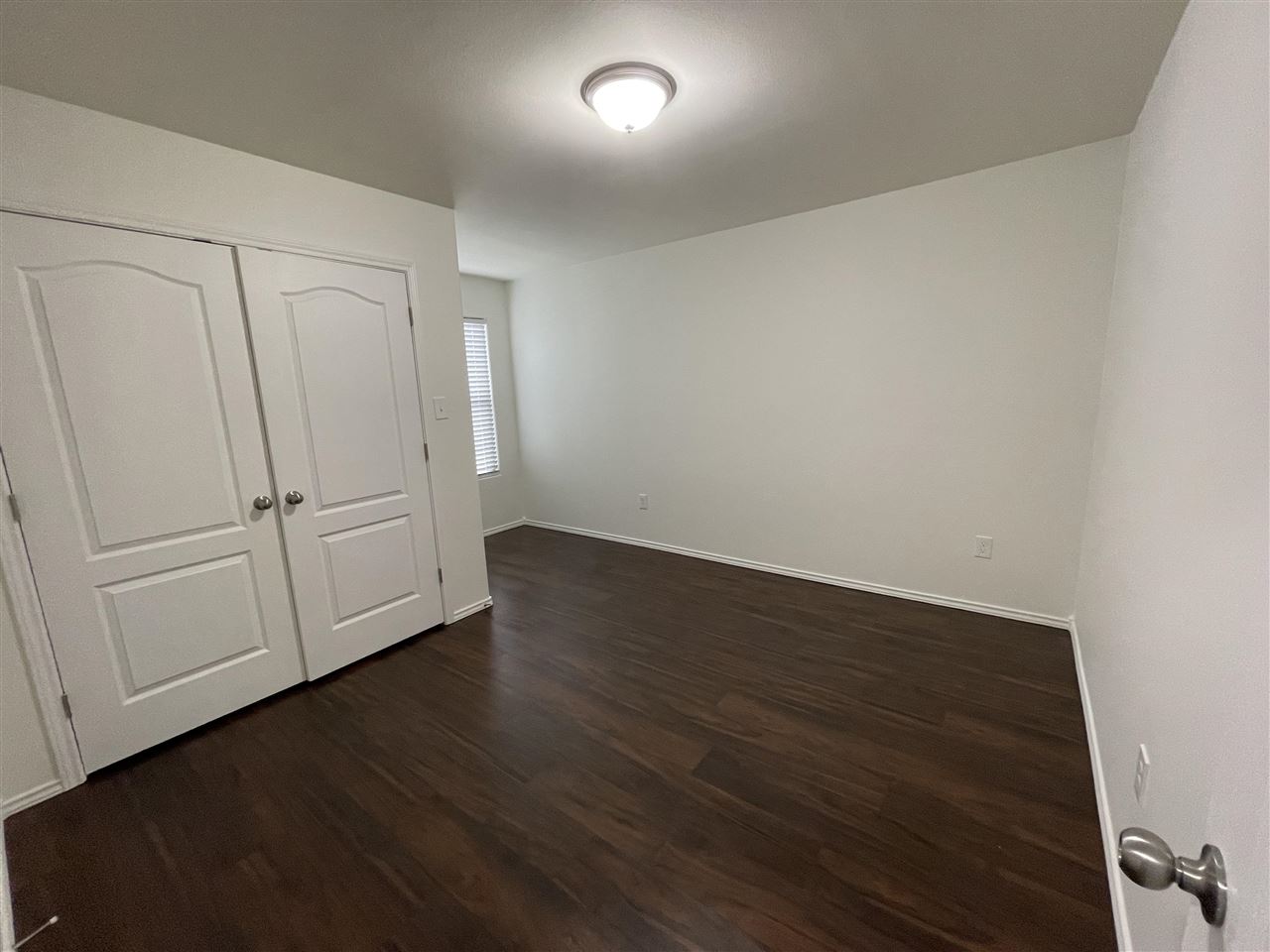 235 Welland Dr. 2 Property Photo 8