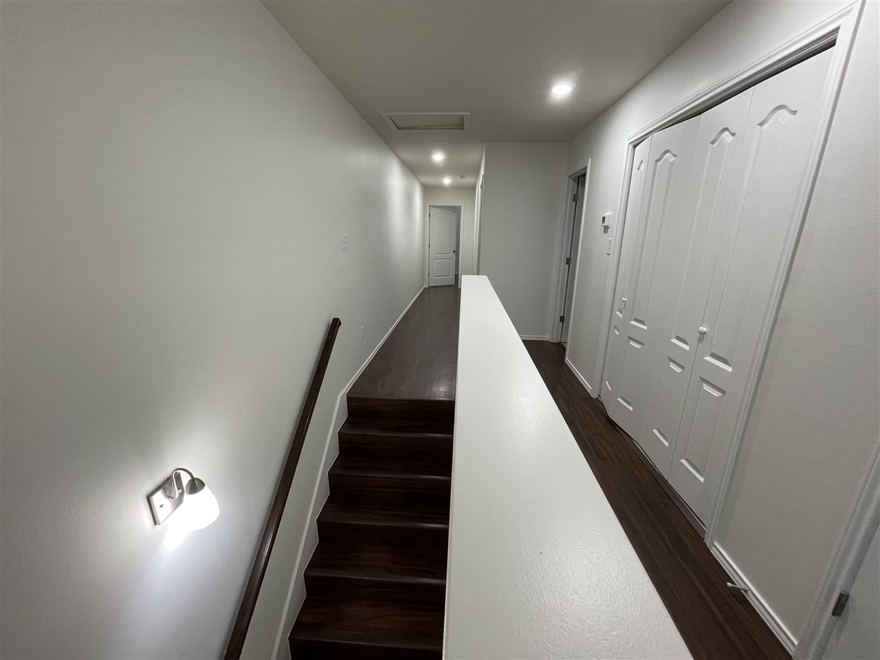 235 Welland Dr. 2 Property Photo 10