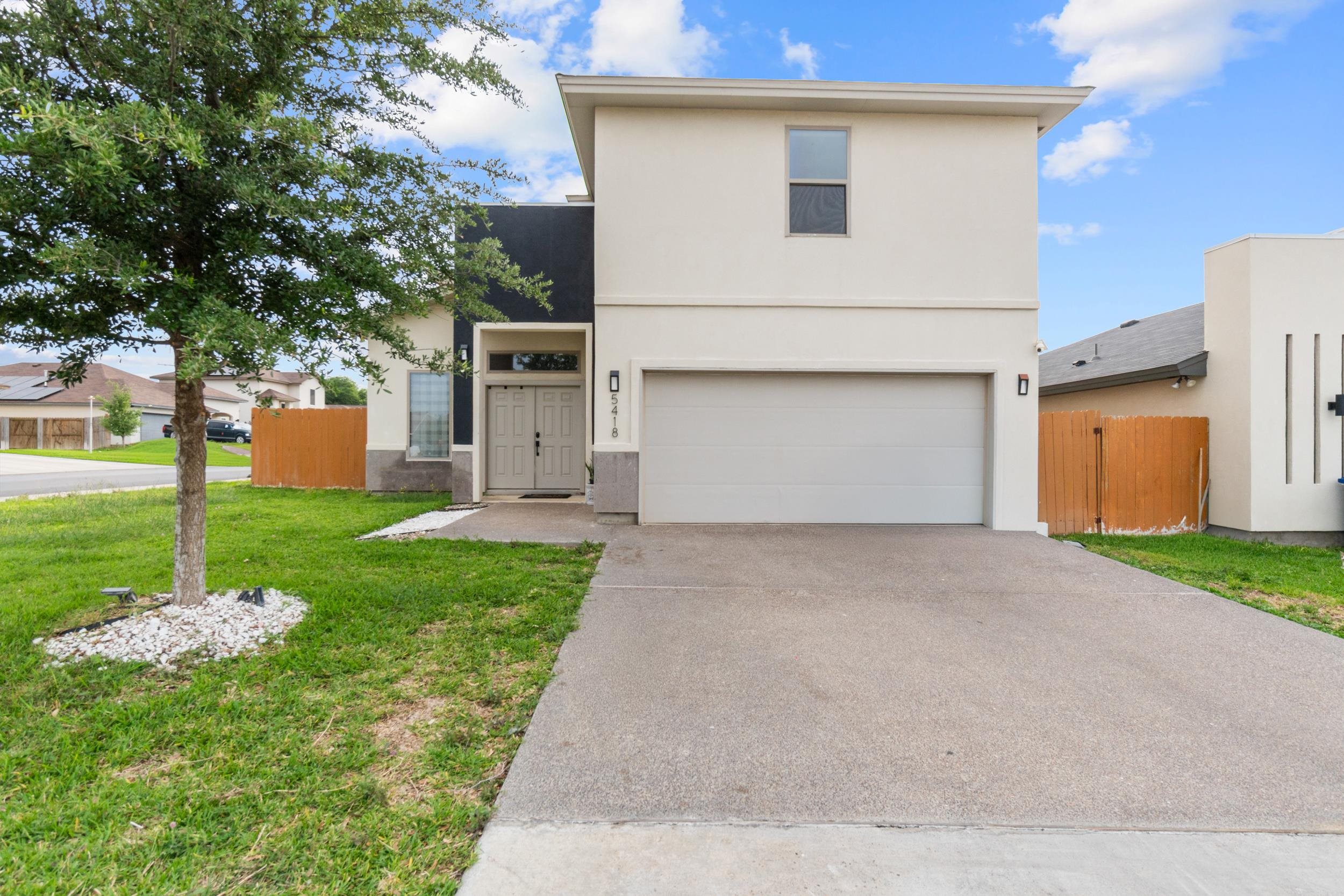 5418 Travesia Ct. Property Photo 1