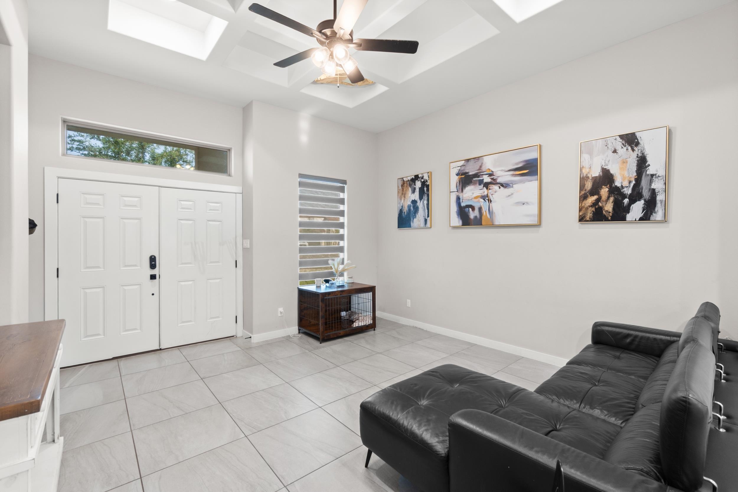 5418 Travesia Ct. Property Photo 8