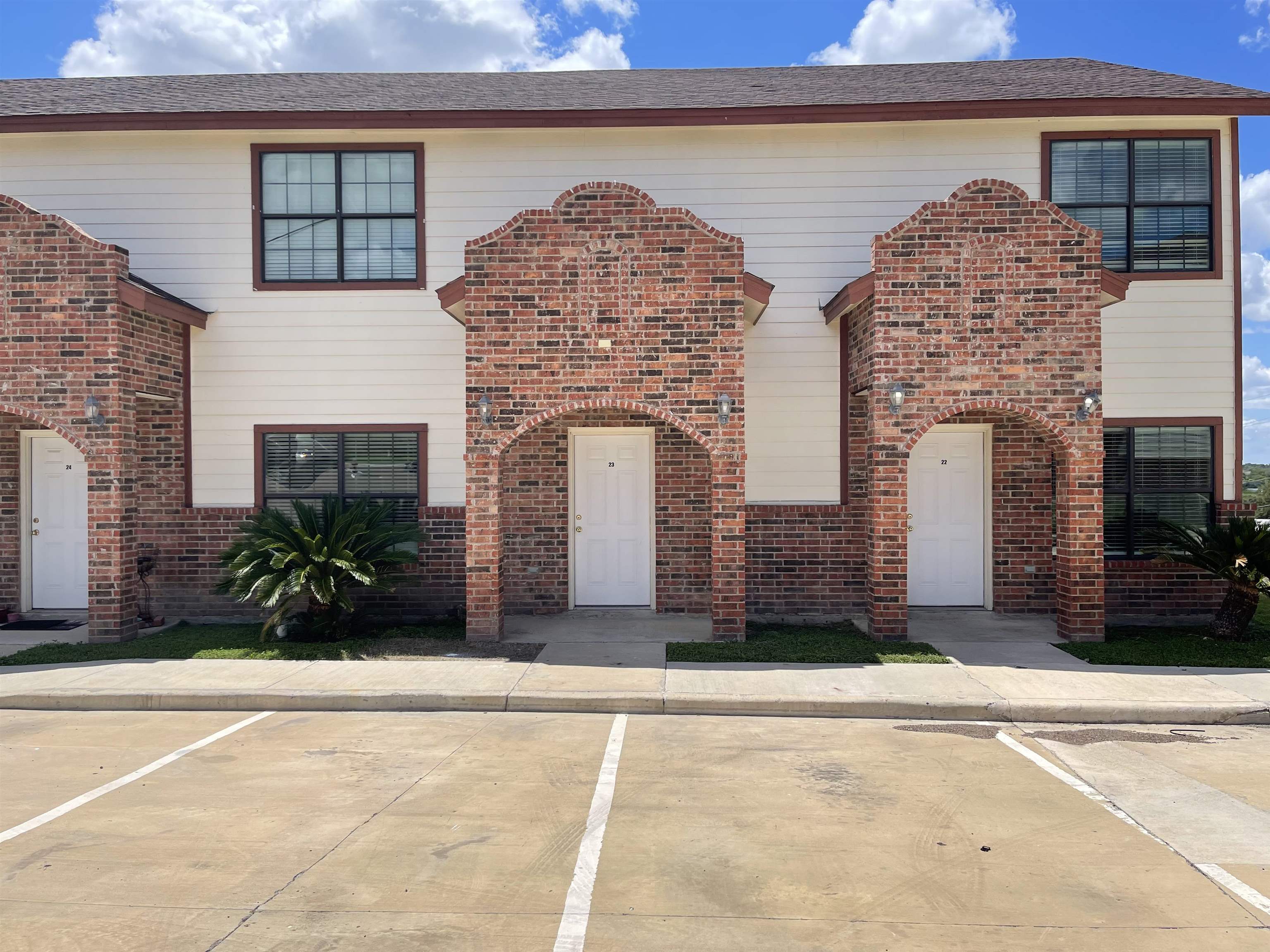 4246 Dorel Dr 27 Property Photo 1
