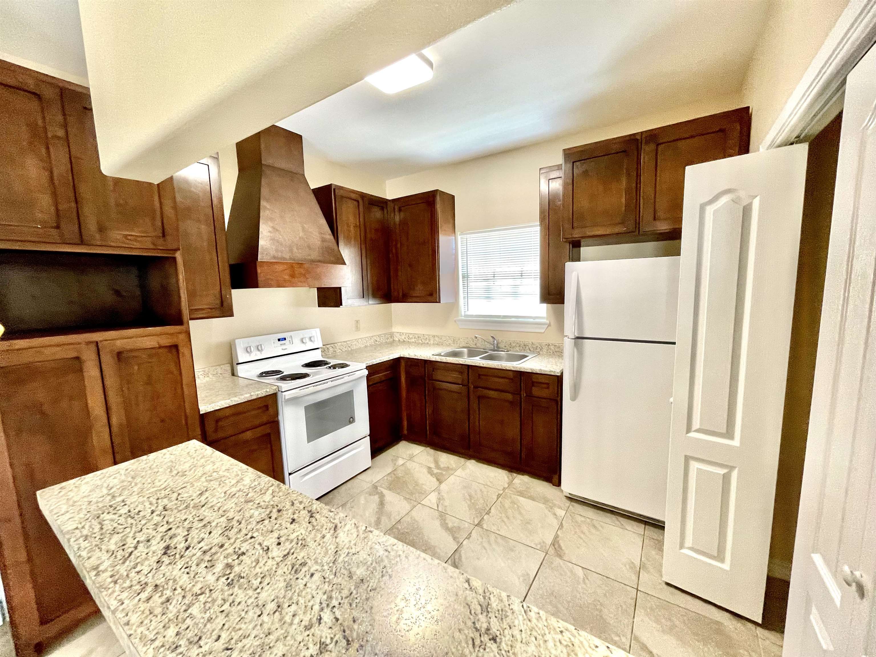 4246 Dorel Dr 27 Property Photo 3
